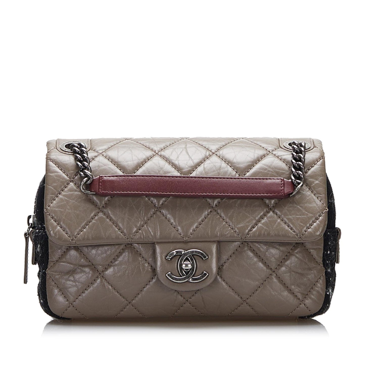 Chanel Glazed Matelasse Portobello Flap SHG-HqIza9 Shoulder Bag