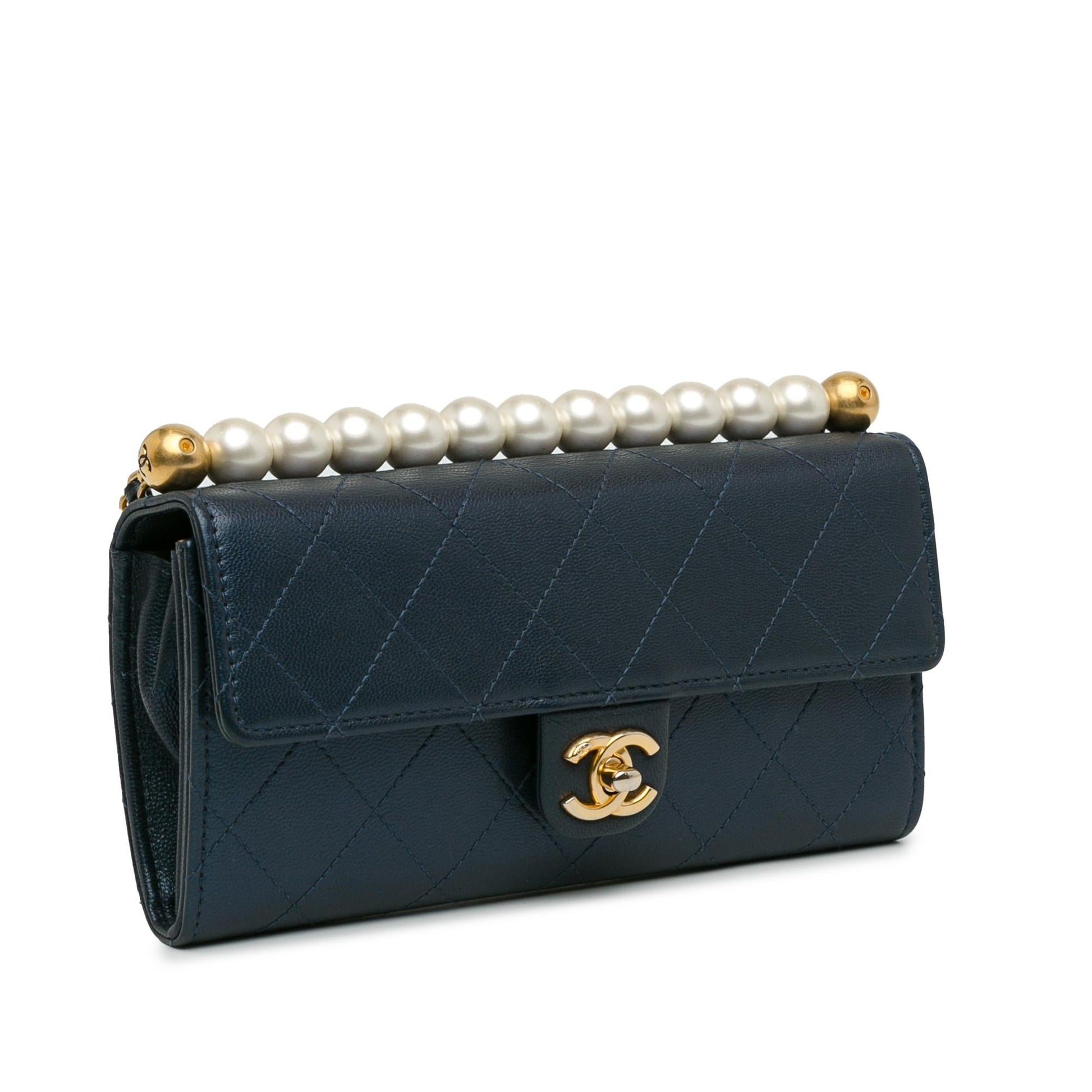 Chanel Goatskin Chic Pearls SHG-gHnbwe Clutch Bag