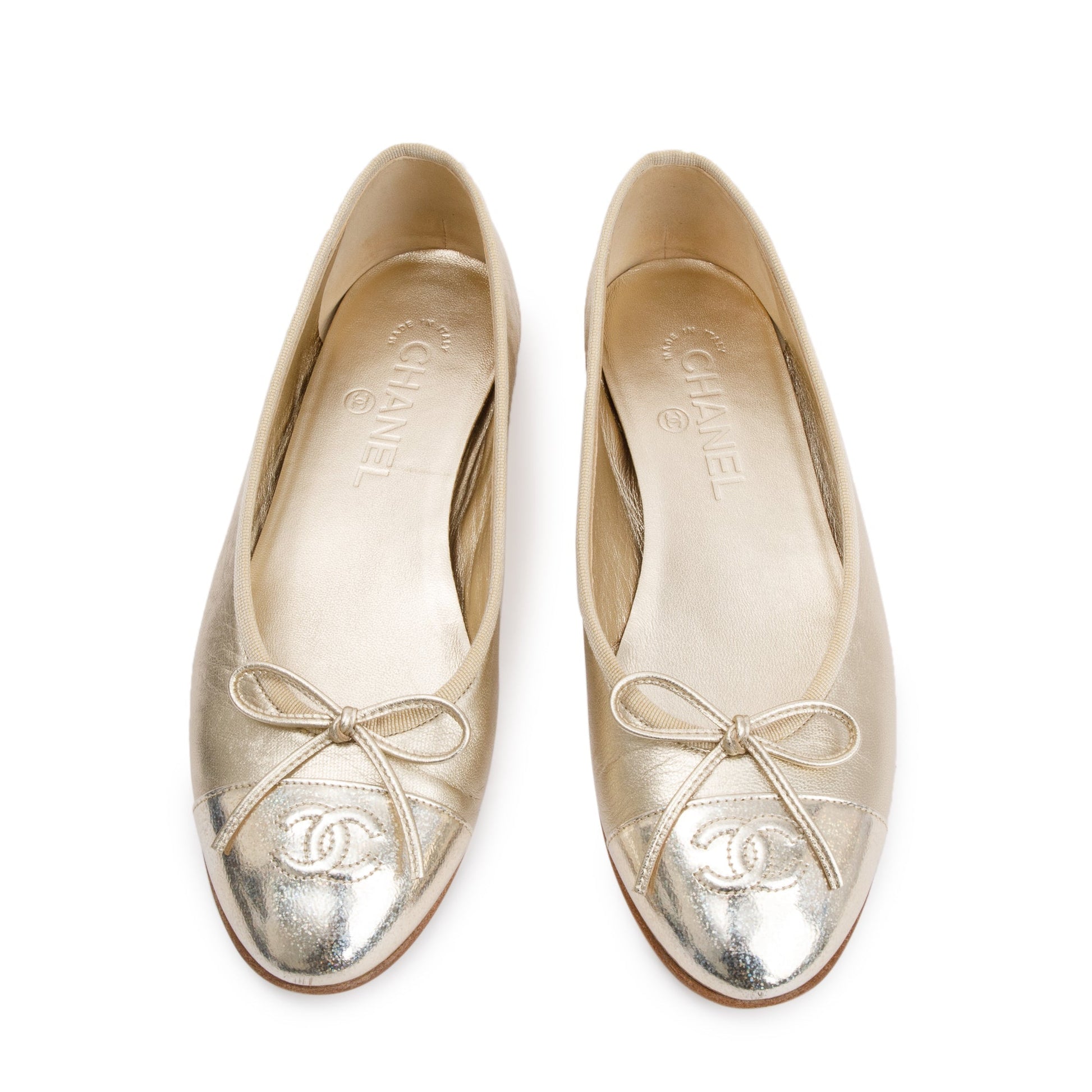 Chanel Interlocking CC Logo Flats Lambskin Gold Shoes