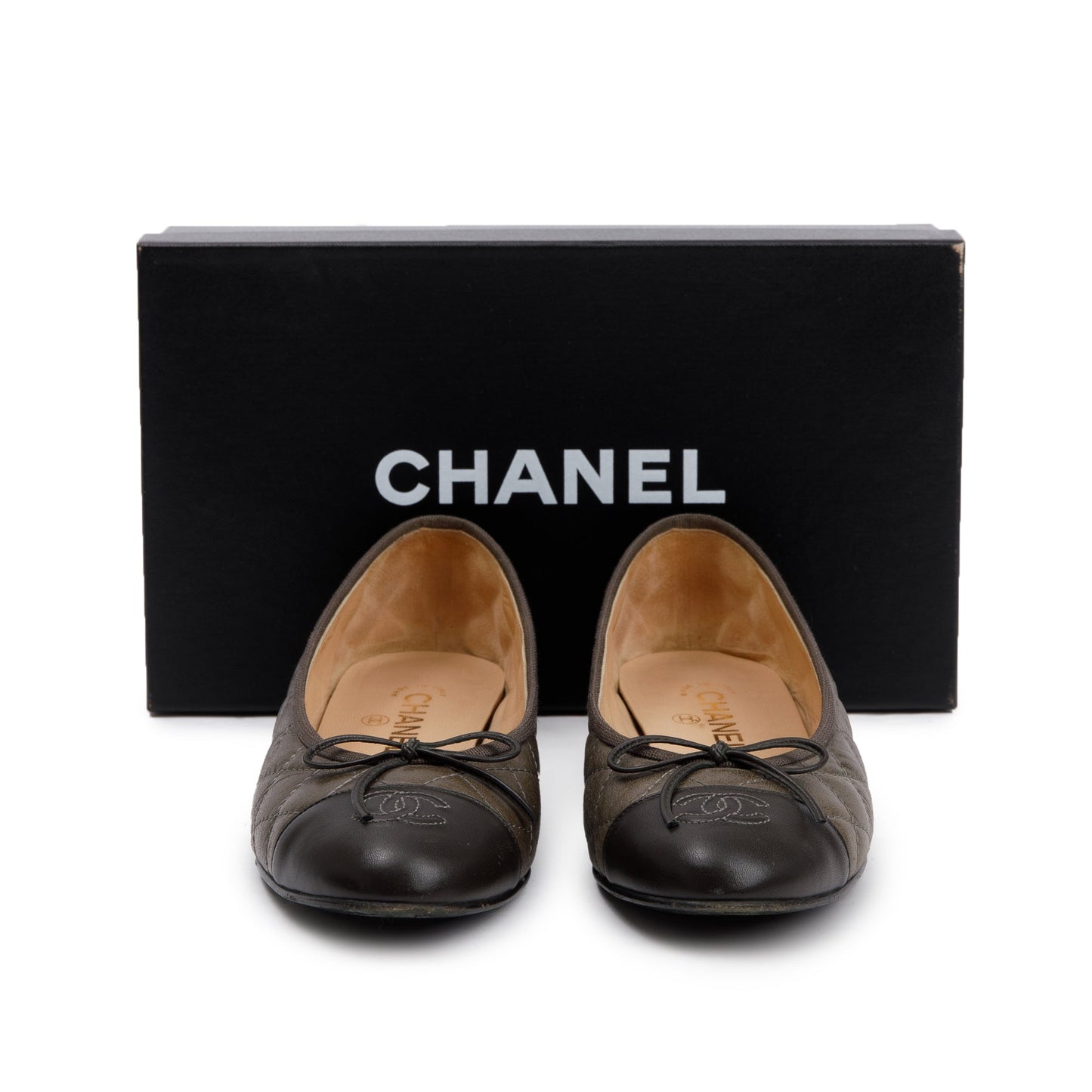 Chanel Quilted Interlocking CC Logo Flats Lambskin Brown Grey Shoes