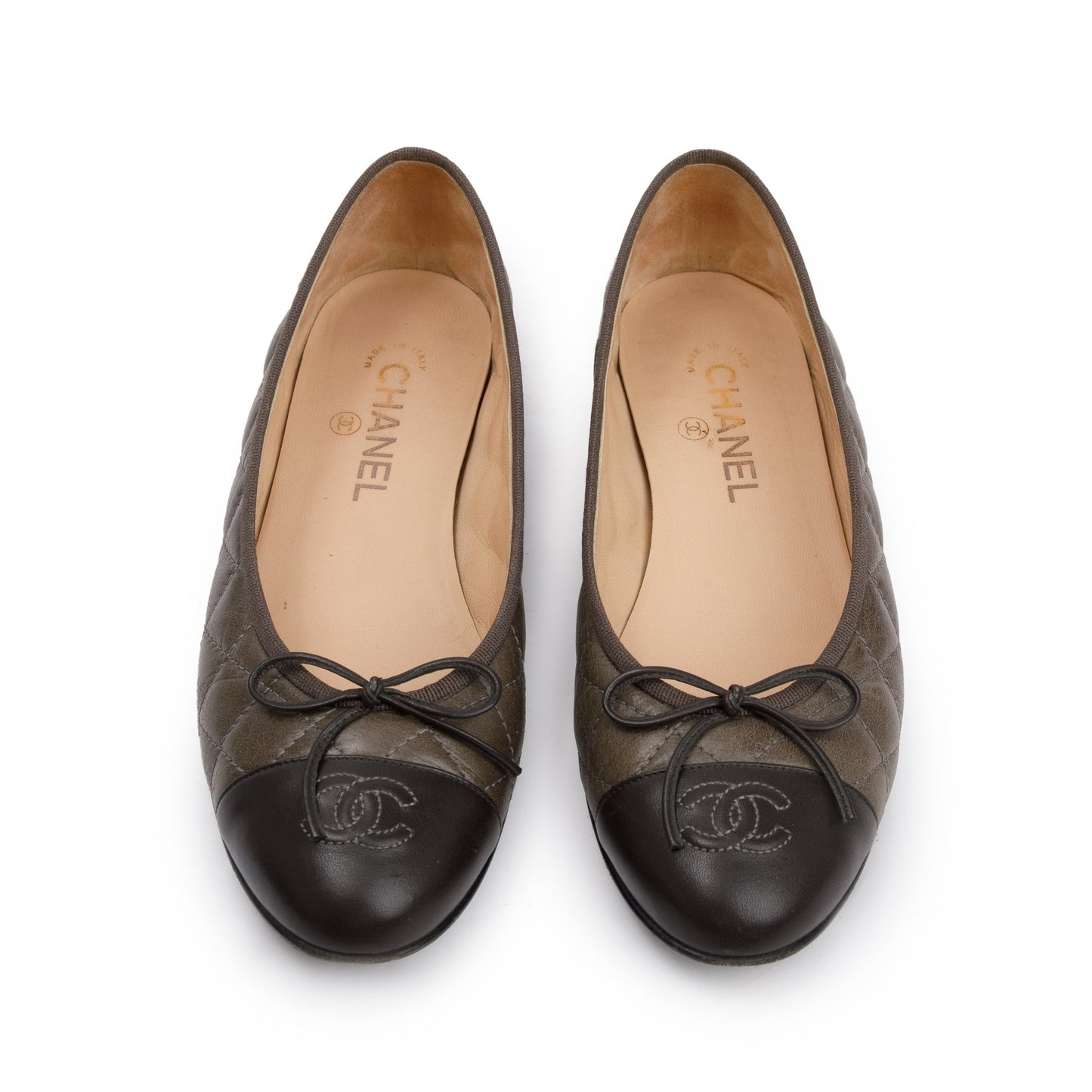 Chanel Quilted Interlocking CC Logo Flats Lambskin Brown Grey Shoes