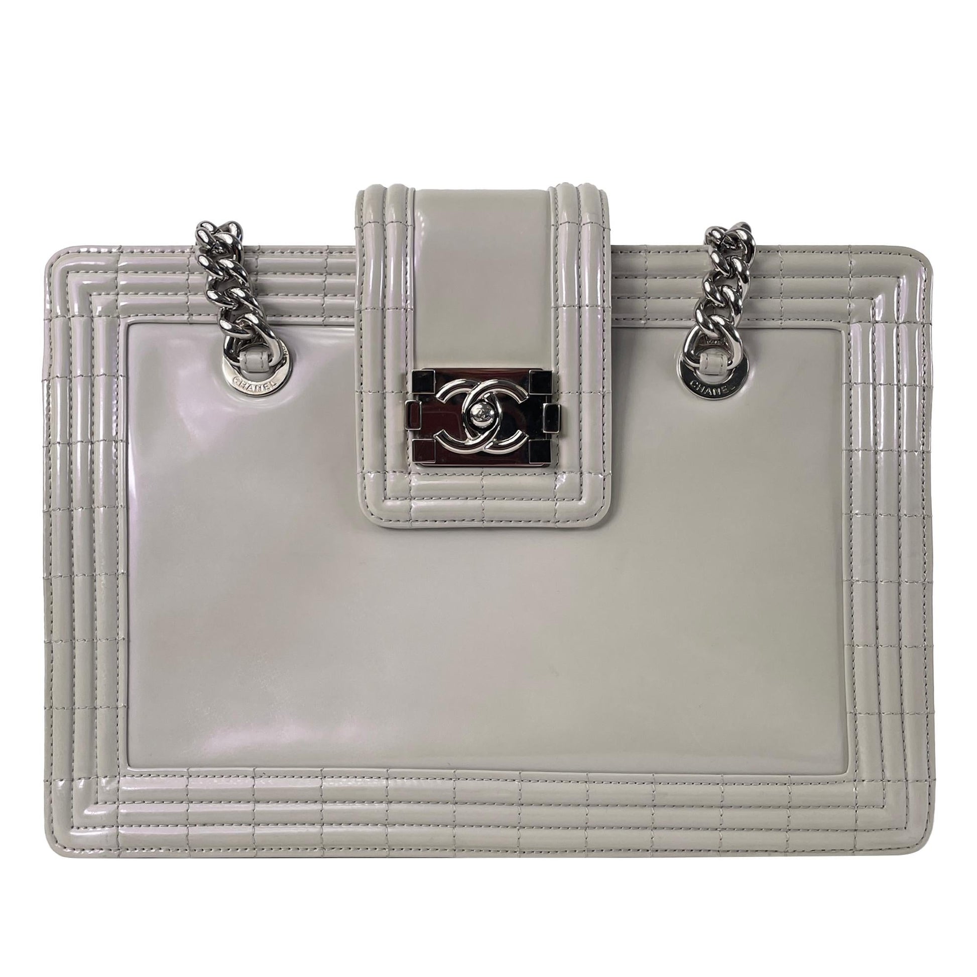 Chanel Iridescent Patent Boy Reverso Shopping SHG-zcc1Jm Tote Bag