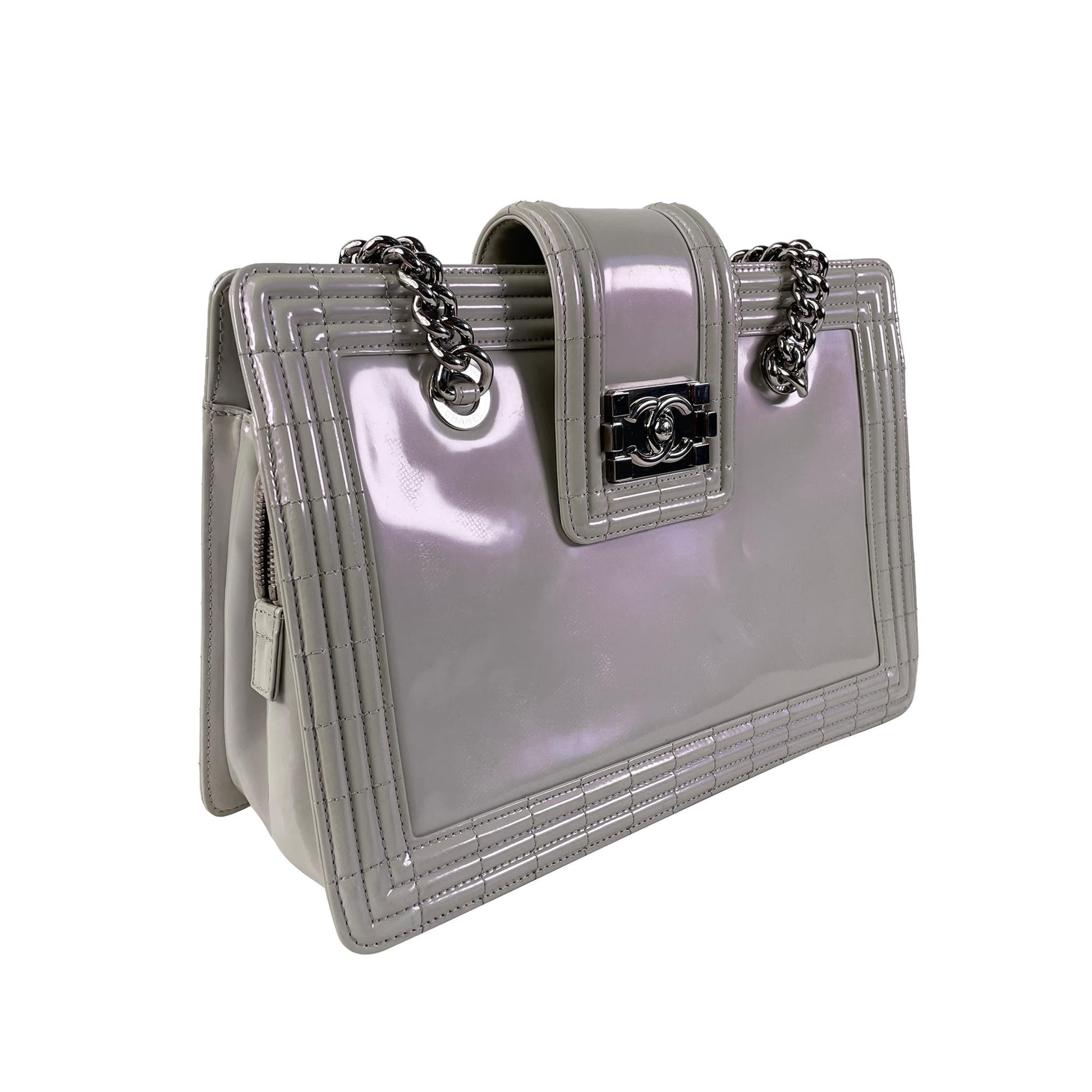 Chanel Iridescent Patent Boy Reverso Shopping SHG-zcc1Jm Tote Bag