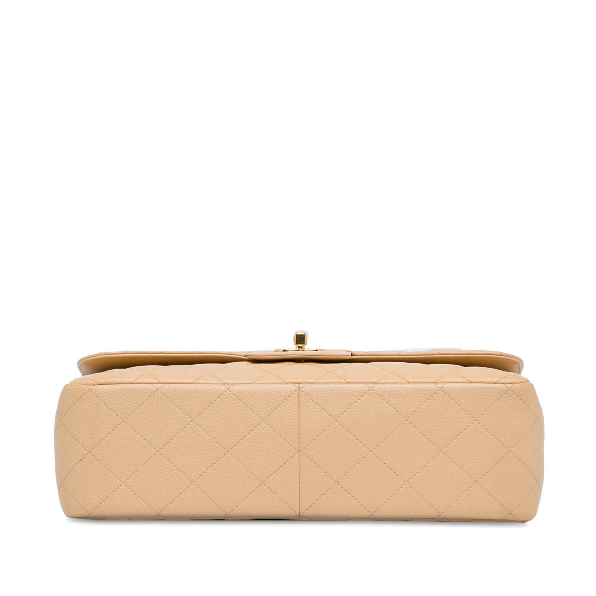 Chanel Jumbo Classic Caviar Double Flap (SHG-VsT6Cu)