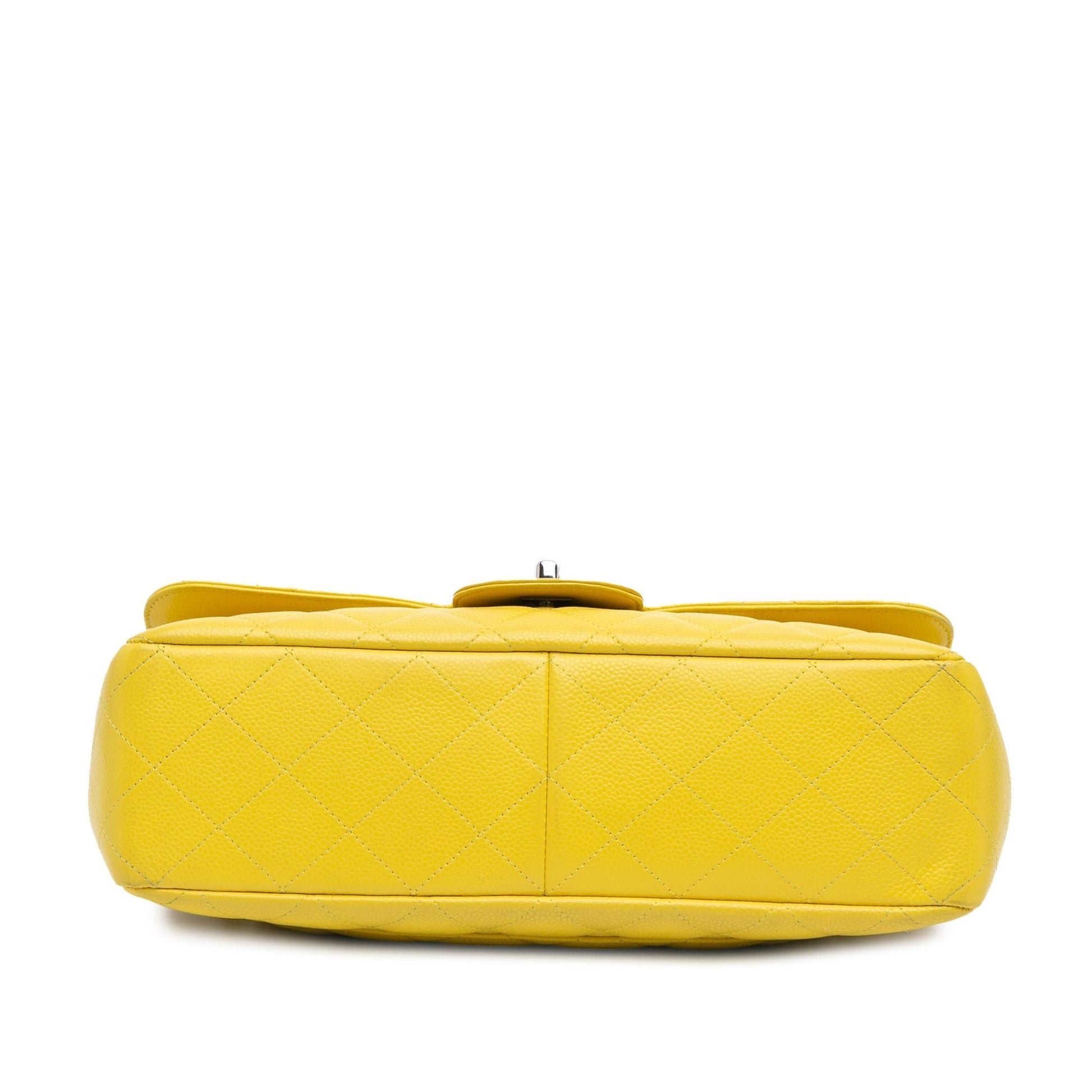 Chanel Jumbo Classic Caviar Single Flap Handbag