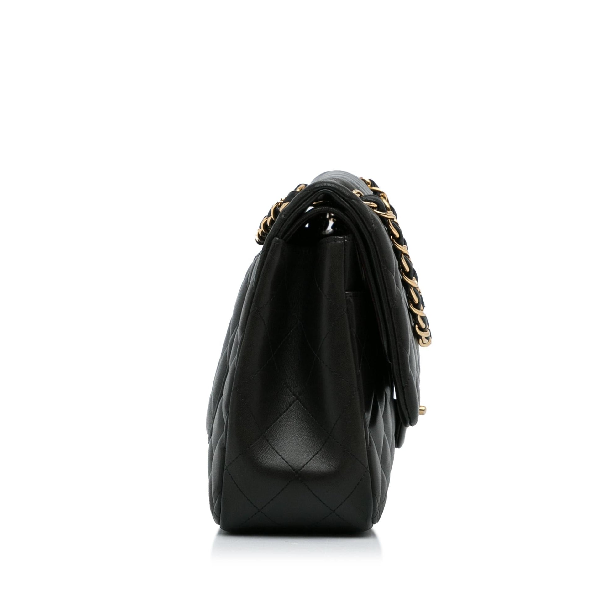 Chanel Jumbo Classic Lambskin Double Flap SHG-36CLxd Handbag