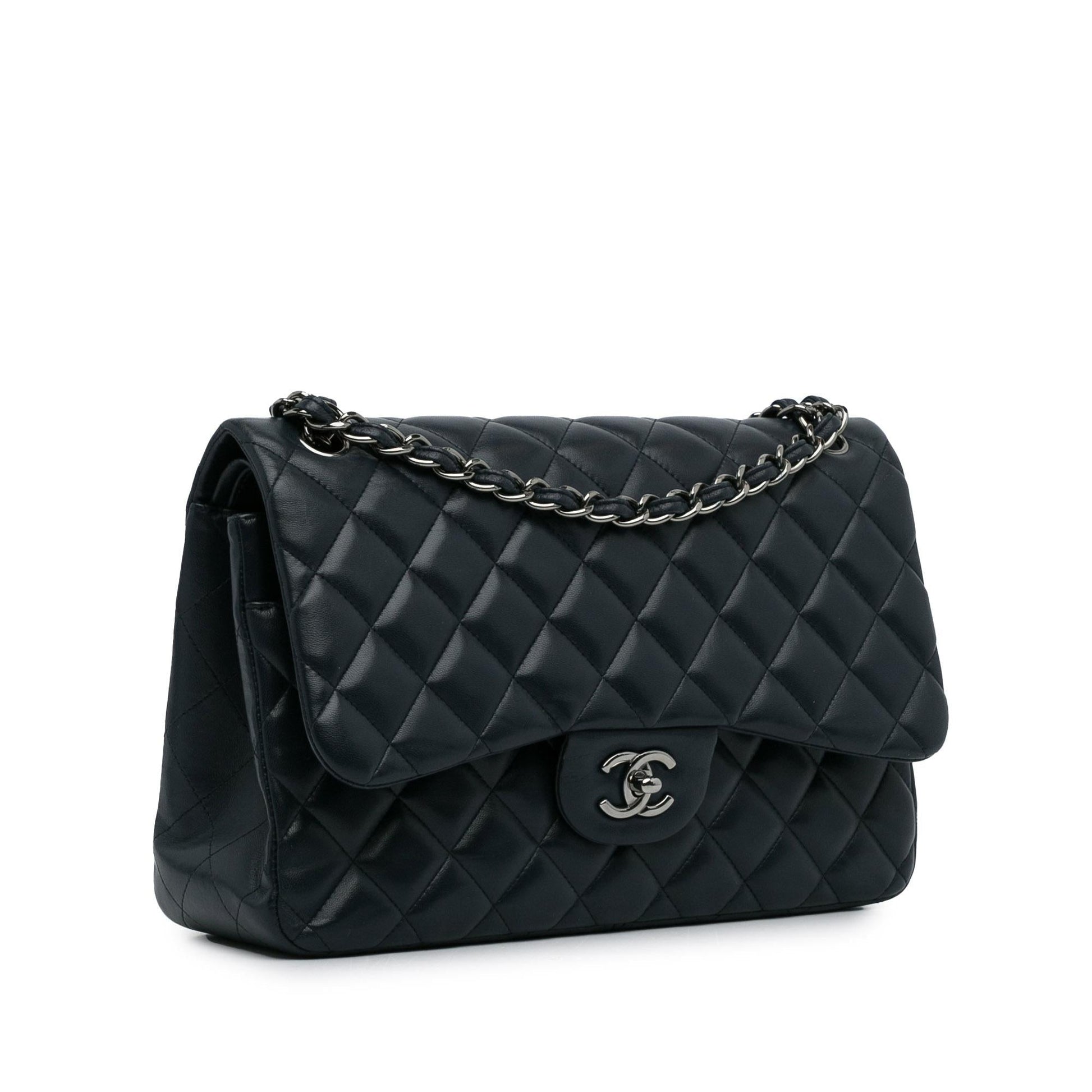 Chanel Jumbo Classic Lambskin Double Flap (Shg-Bujdke) Bag