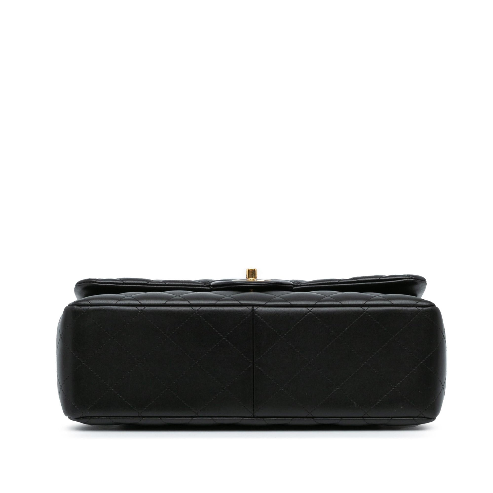 Chanel Jumbo Classic Lambskin Double Flap SHG-np3lhQ Handbag