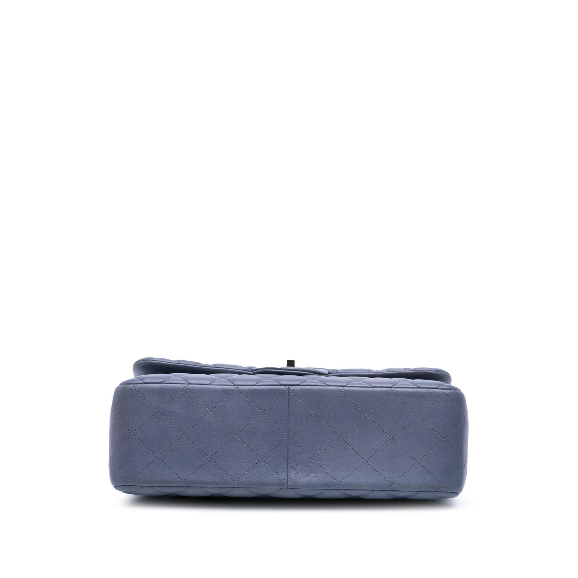 Chanel Jumbo Classic Lambskin Double Flap Handbag Flap 22