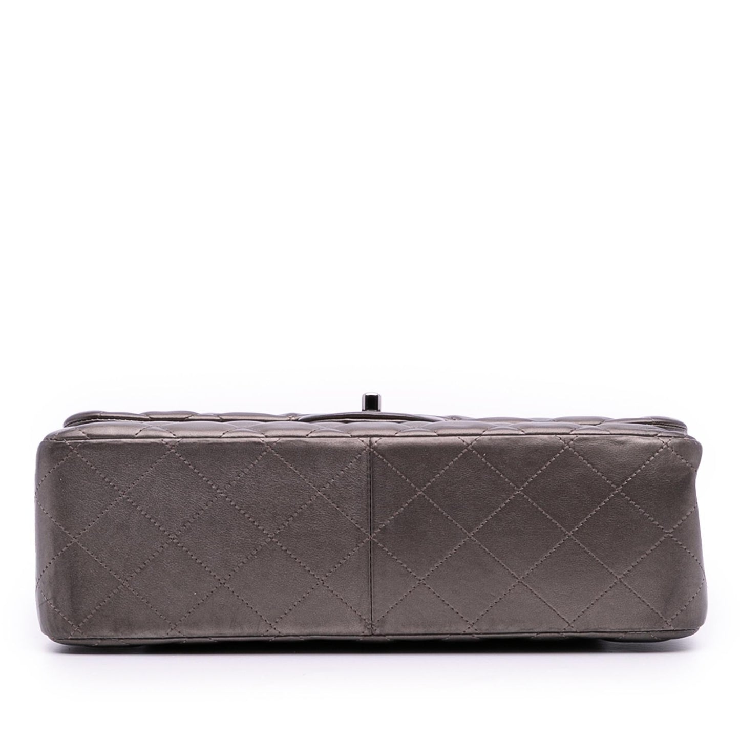 Chanel Jumbo Classic Lambskin Double Flap Handbag Flap 26