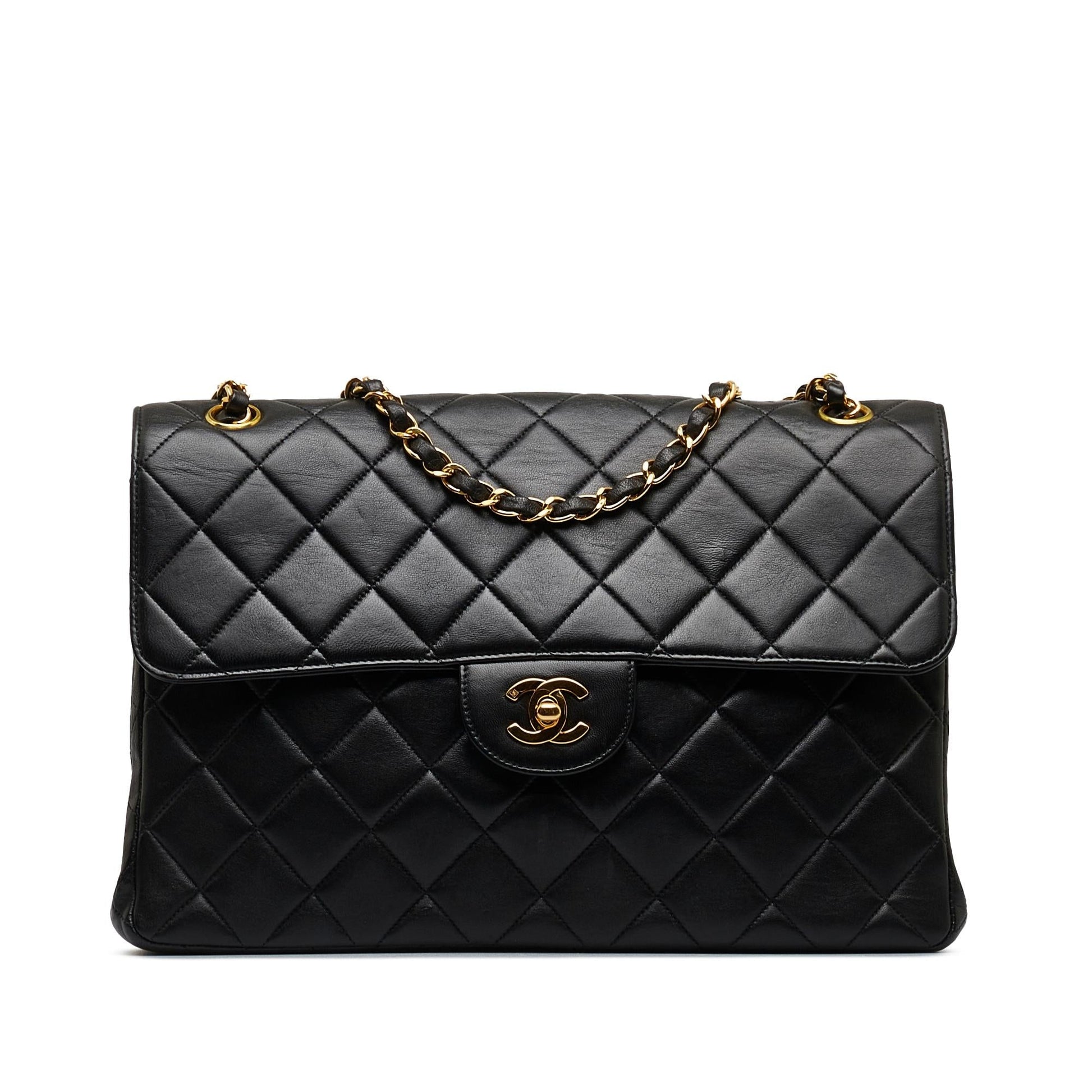 Chanel Jumbo Classic Lambskin Single Flap SHG-zQZOuM Shoulder Bag