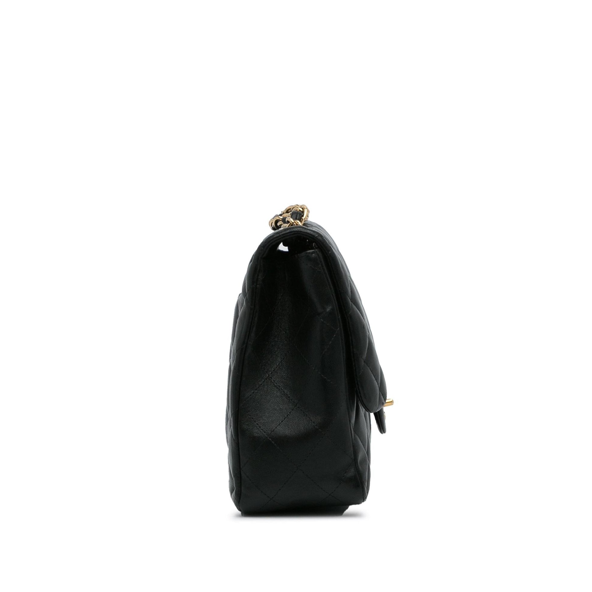 Chanel Jumbo Classic Lambskin Single Flap SHG-9yqInb Shoulder Bag