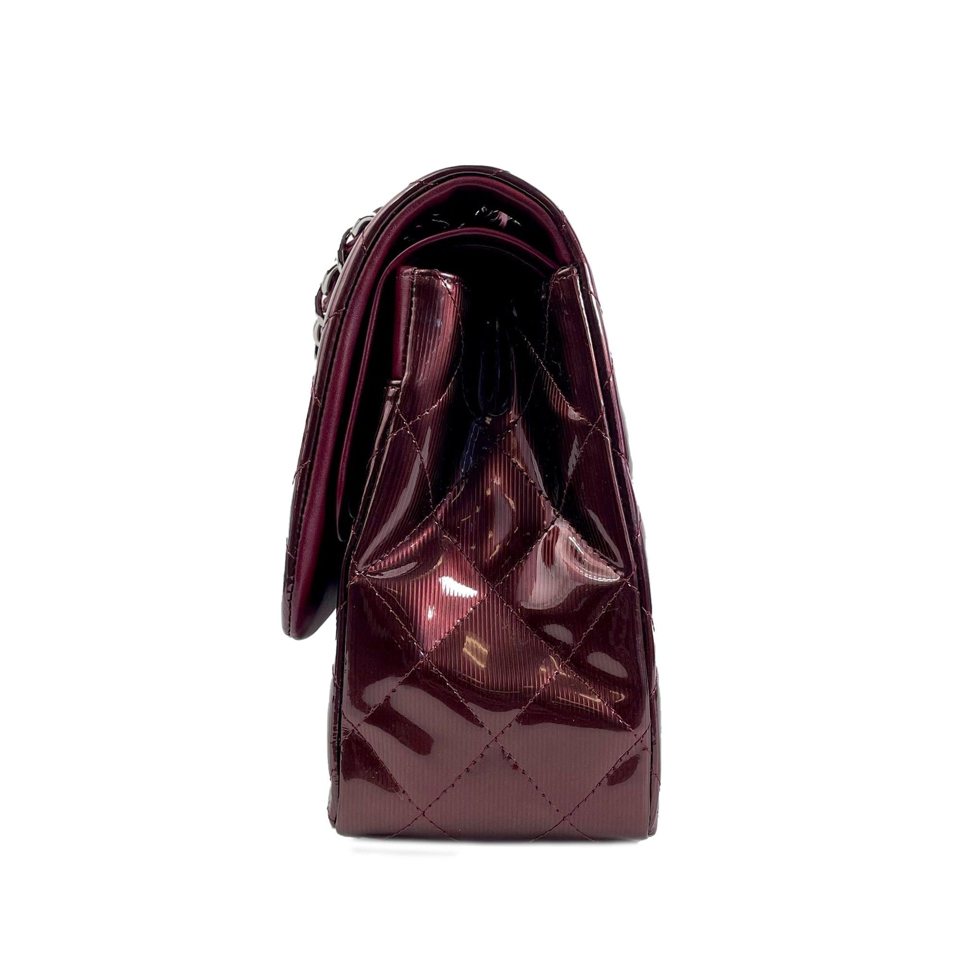 Chanel Jumbo Classic Patent Double Flap SHG-KP5acZ Handbag