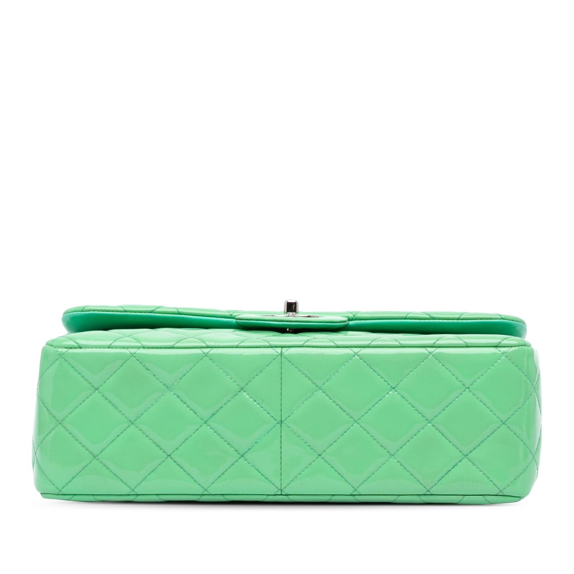 Chanel Jumbo Classic Patent Double Flap SHG-vCasJx Handbag
