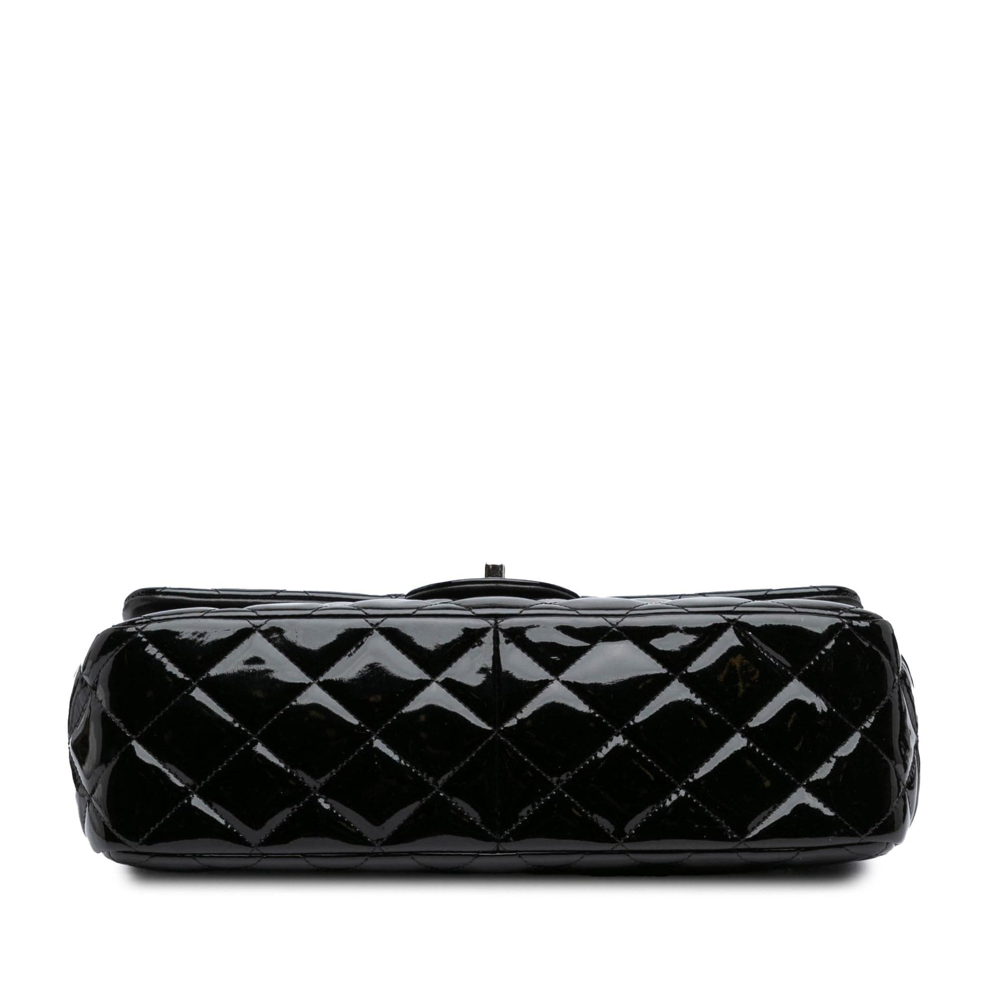 Chanel Jumbo Classic Patent Double Flap Handbag Shg Eyzcff