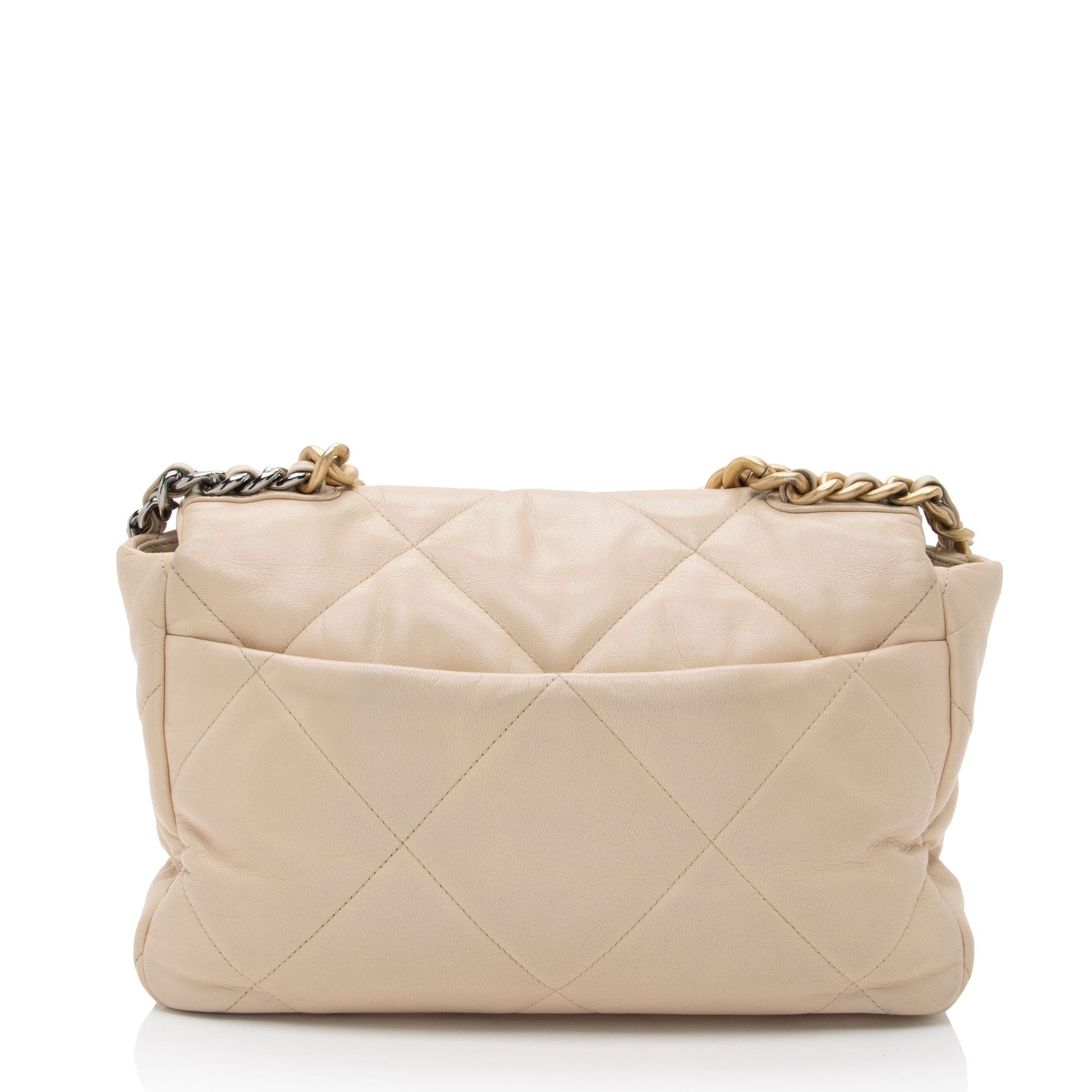 Chanel Lambskin 19 Flap SHF-EujpYA Shoulder Bag
