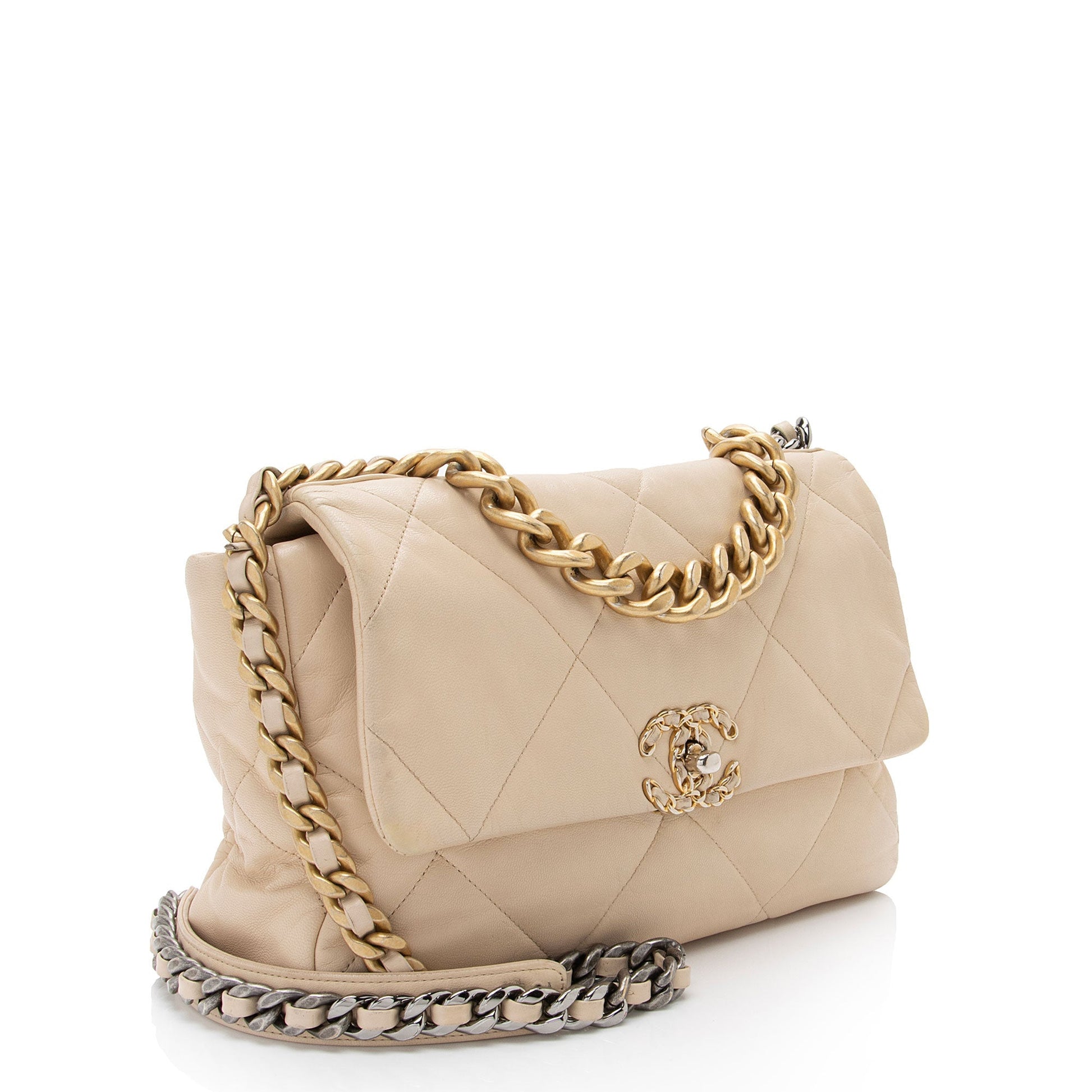 Chanel Lambskin 19 Flap SHF-EujpYA Shoulder Bag