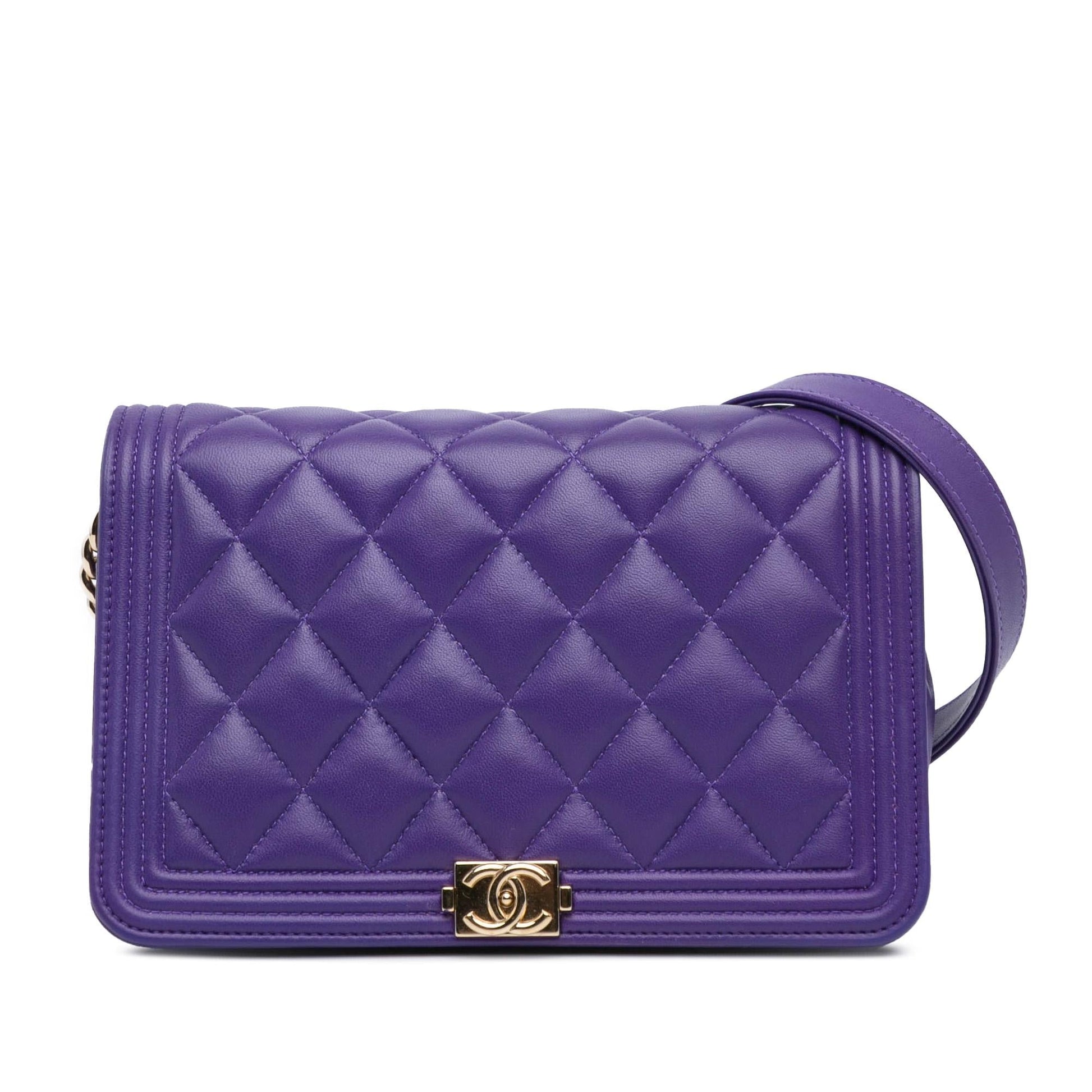 Chanel Lambskin Boy on SHG-k6ItiX Wallet Case
