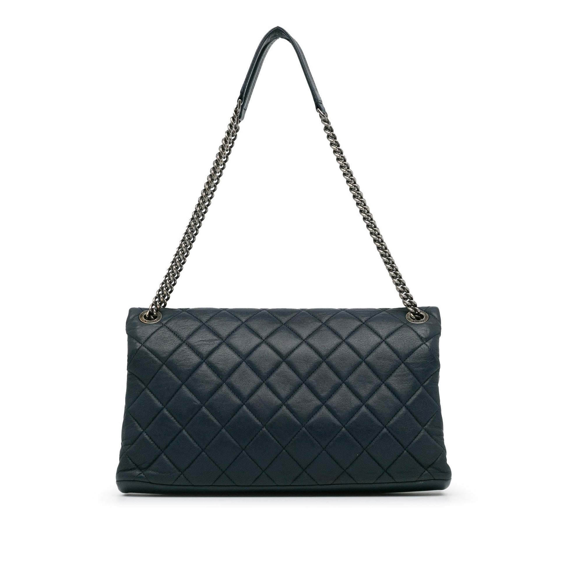 Chanel Lambskin Burgundy Rocks Flap (Shg-7T8Ja4) Bag