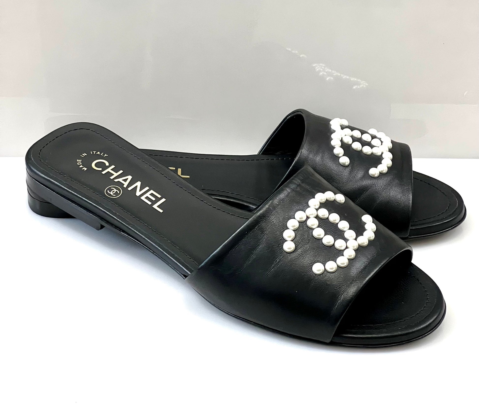Chanel CC Faux Pearl Lambskin Slide Sandals for Women