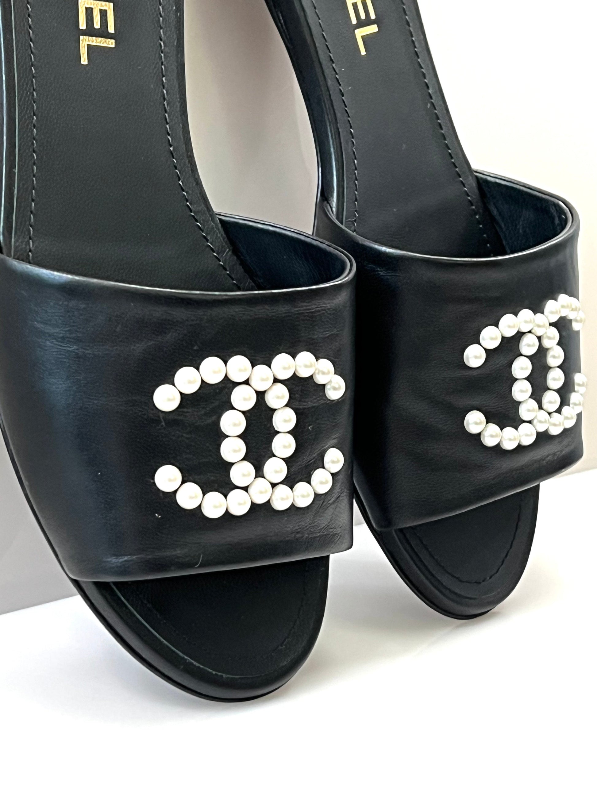 CHANEL CC FAUX PEARL LAMBSKIN SLIDE SANDALS