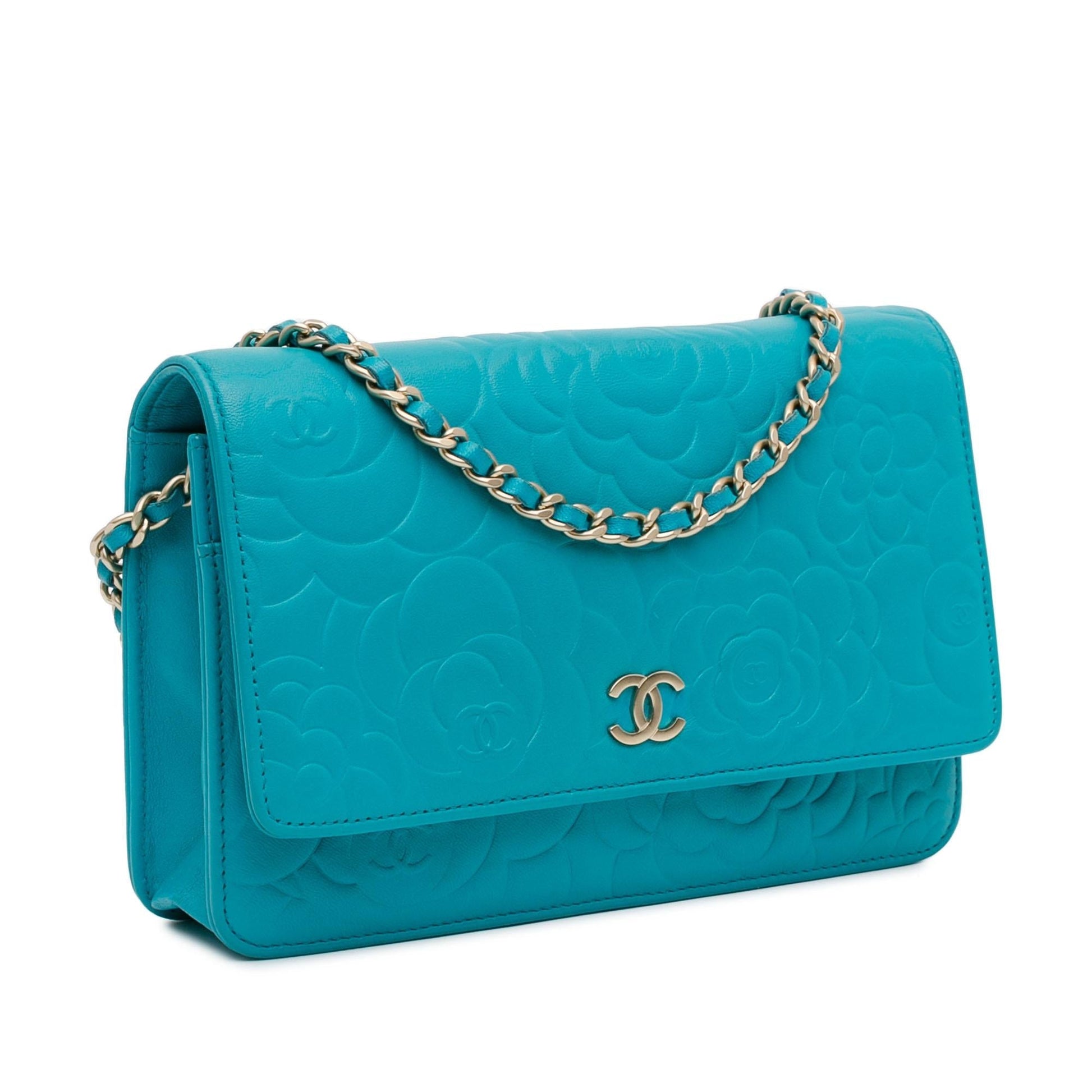 Chanel Lambskin Camellia Embossed On SHG-mlSvTa Wallet Case