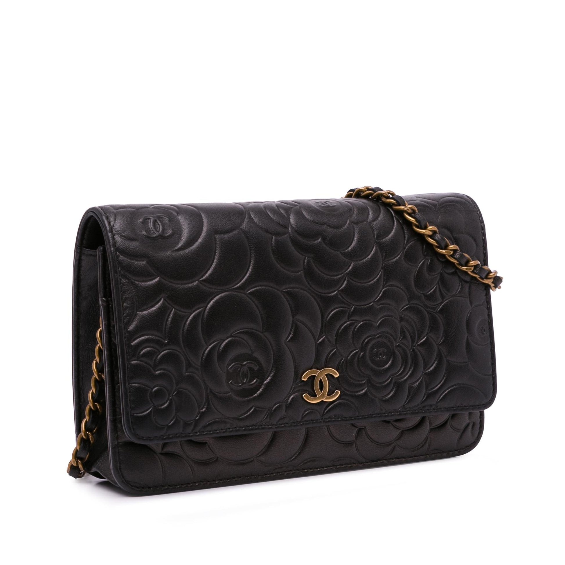 Chanel Lambskin Camellia On SHG-uwF0Rj Wallet Case