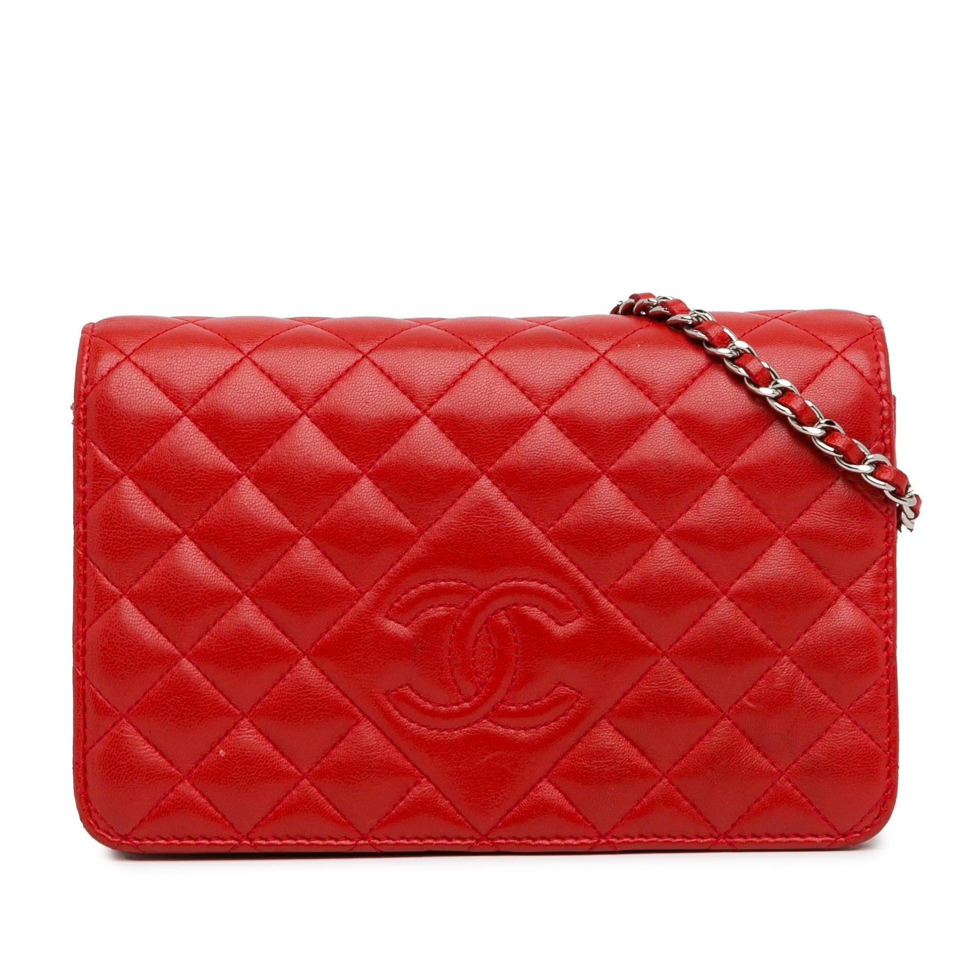 Chanel Lambskin Diamond CC on SHG-K03AWt Wallet Case