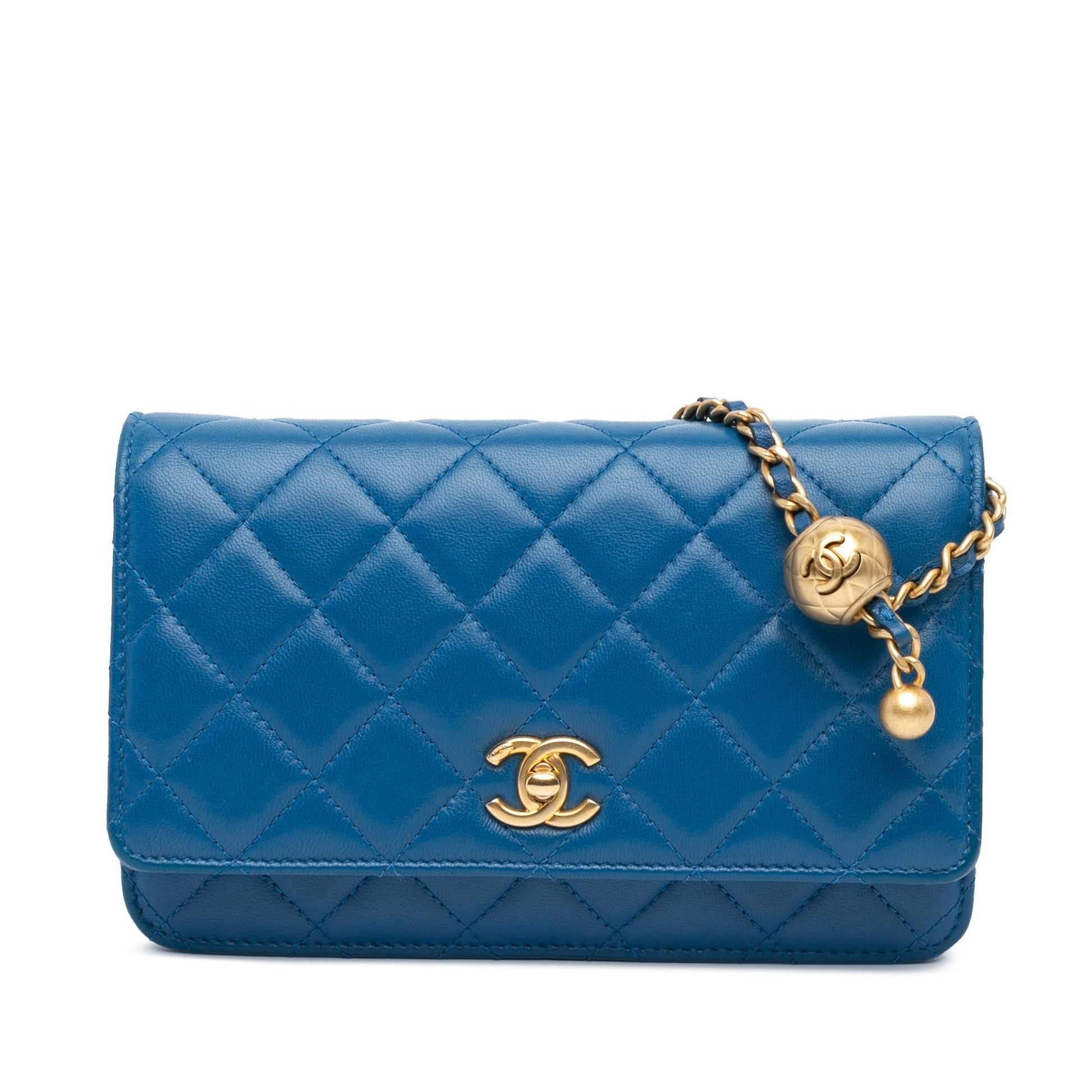 Chanel Lambskin Pearl Crush On Wallet Case