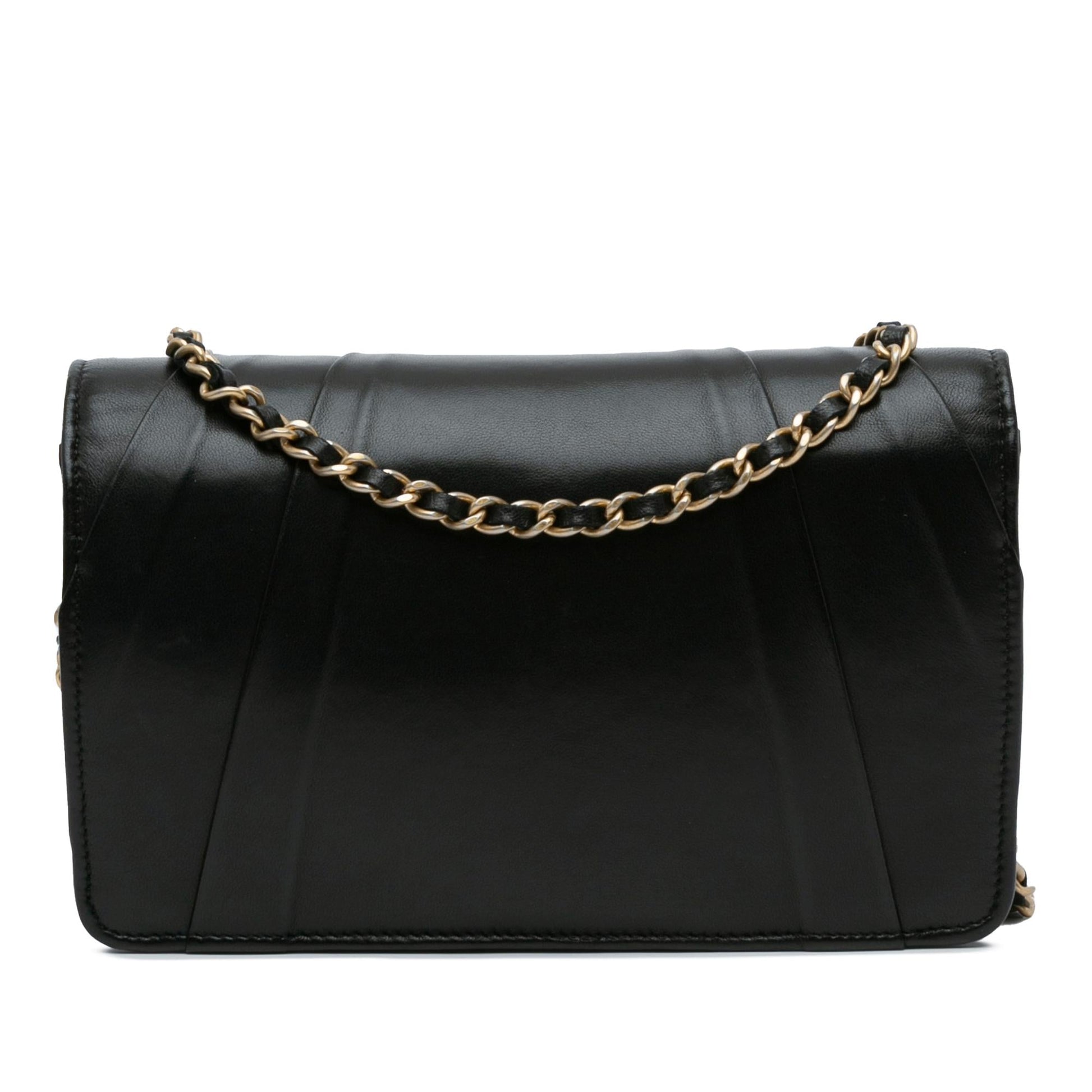 Chanel Lambskin Pyramid On SHG-Xyd0cJ Wallet Case