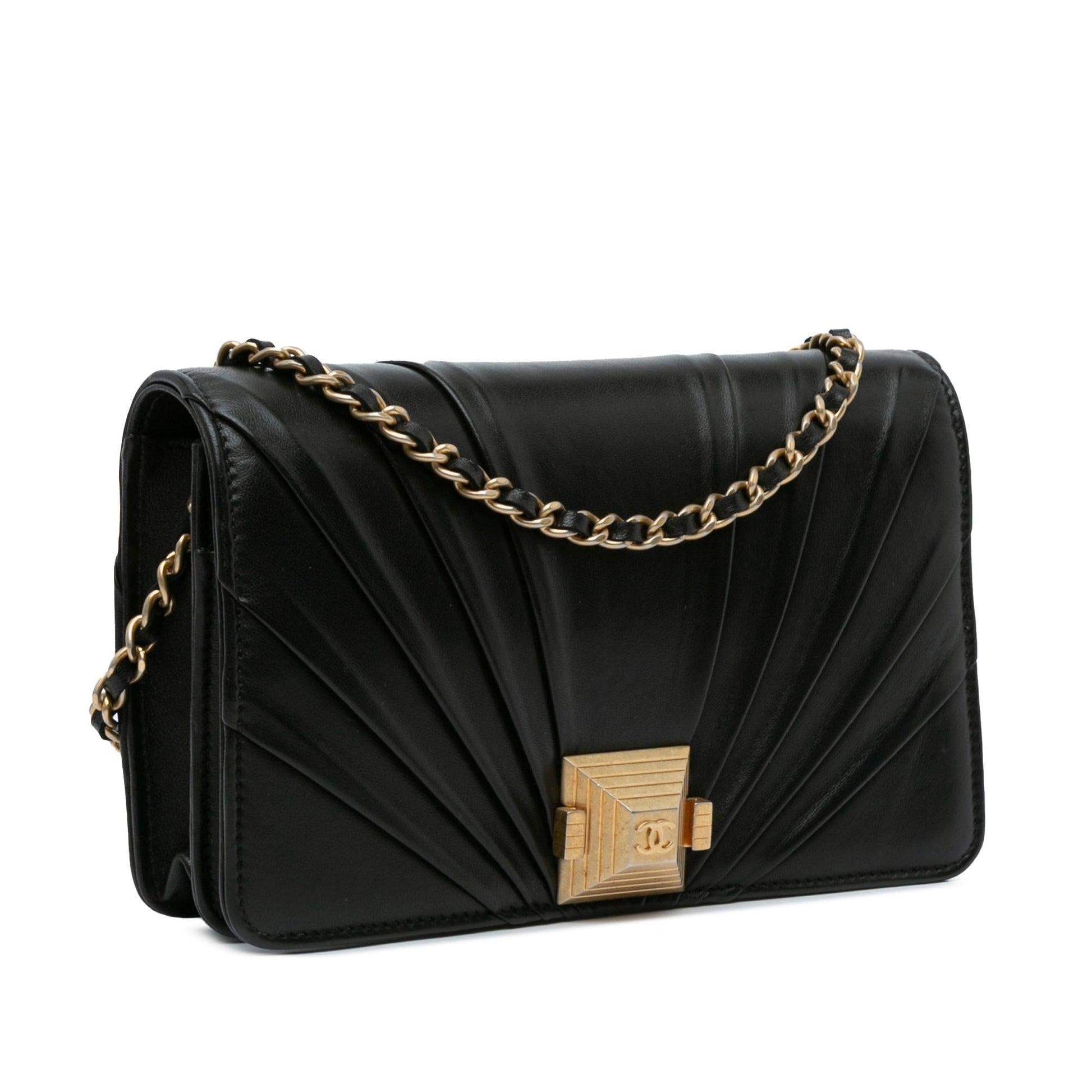 Chanel Lambskin Pyramid On SHG-Xyd0cJ Wallet Case