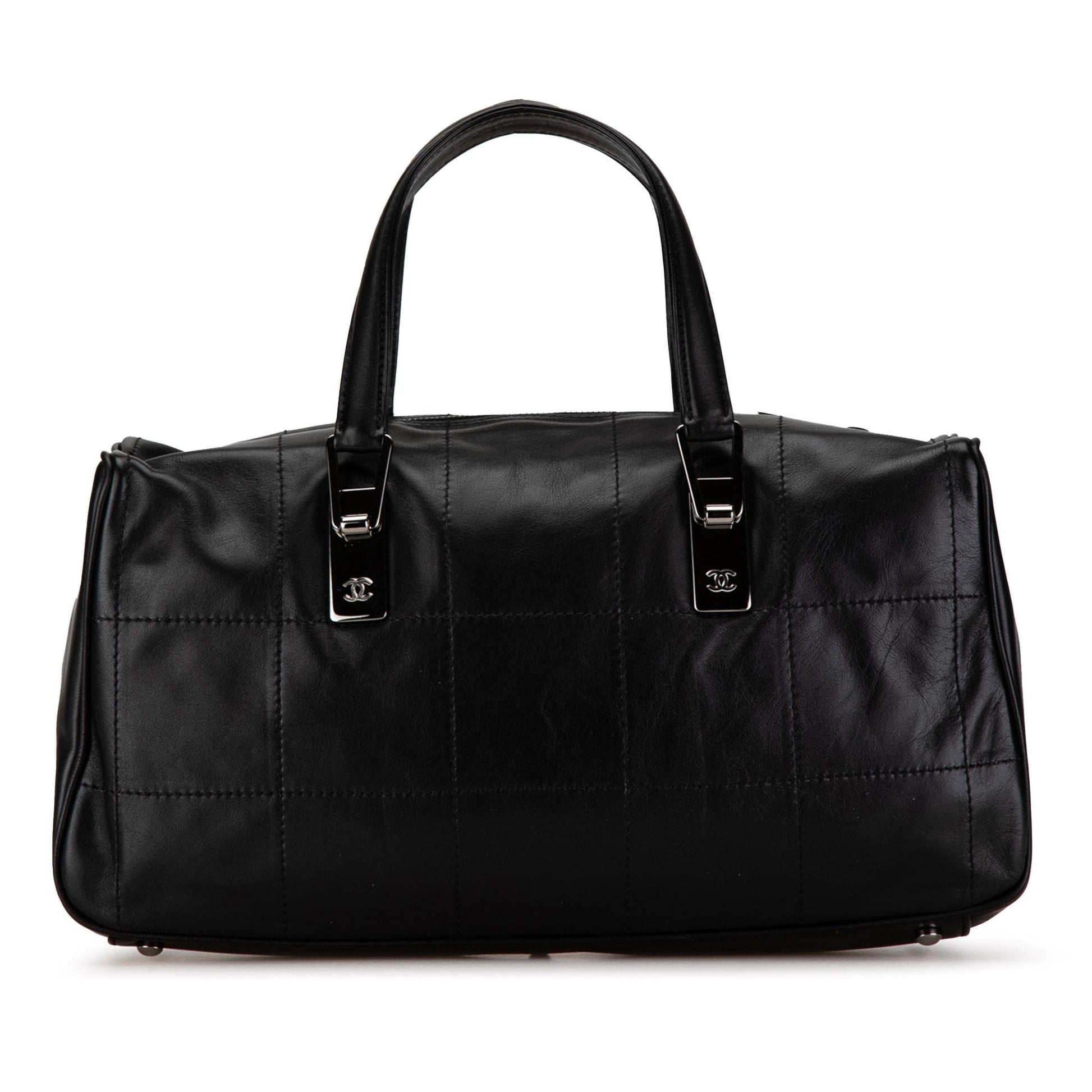 Chanel Lambskin Square Stitch Handbag (SHG-1TXj0Y)