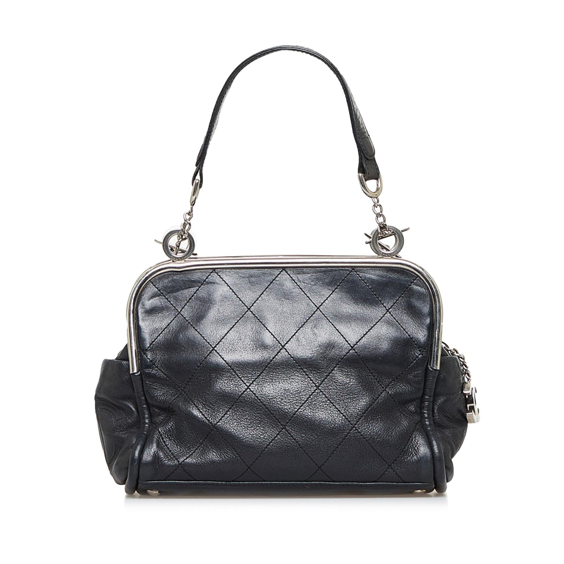 Chanel Lambskin Ultimate Soft Frame SHG-6q0hEp Handbag