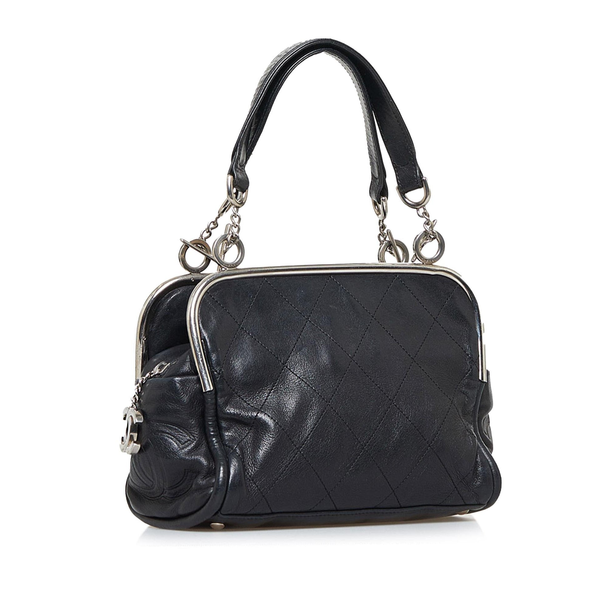 Chanel Lambskin Ultimate Soft Frame SHG-6q0hEp Handbag