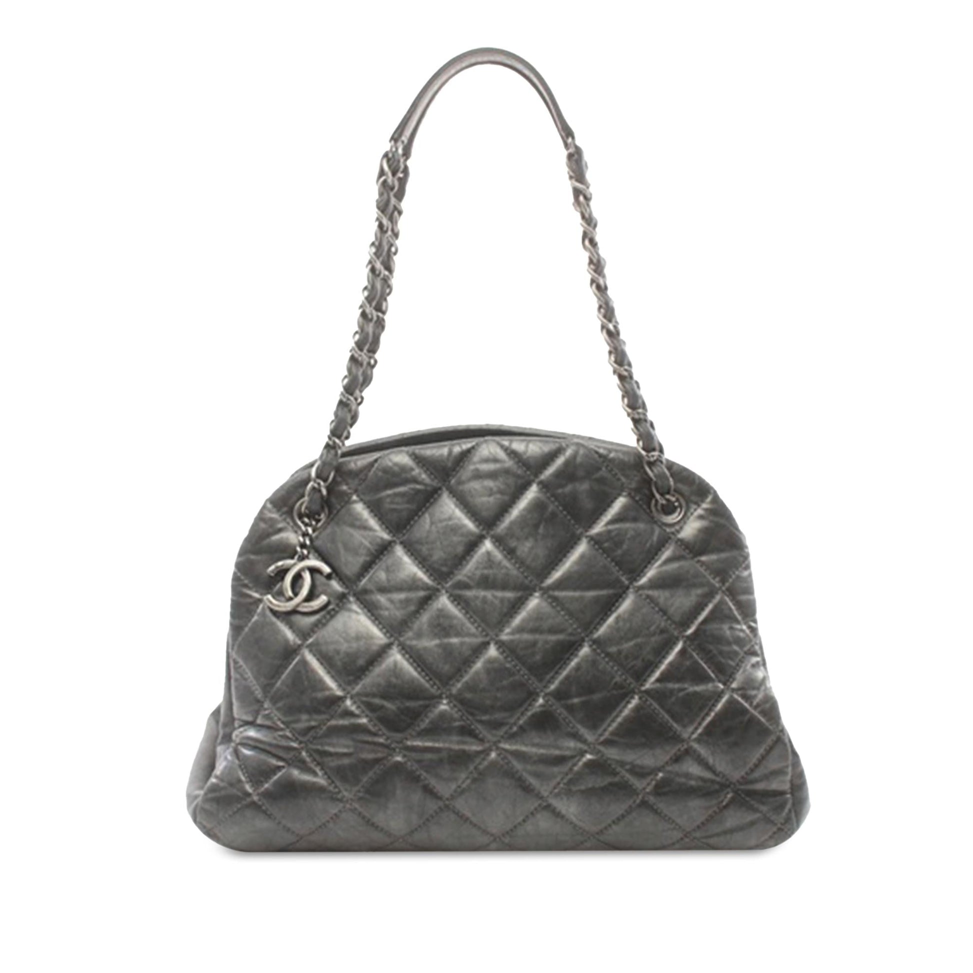 Chanel Aged Calfskin Just Mademoiselle Bowling SHG-qznmmK Handbag
