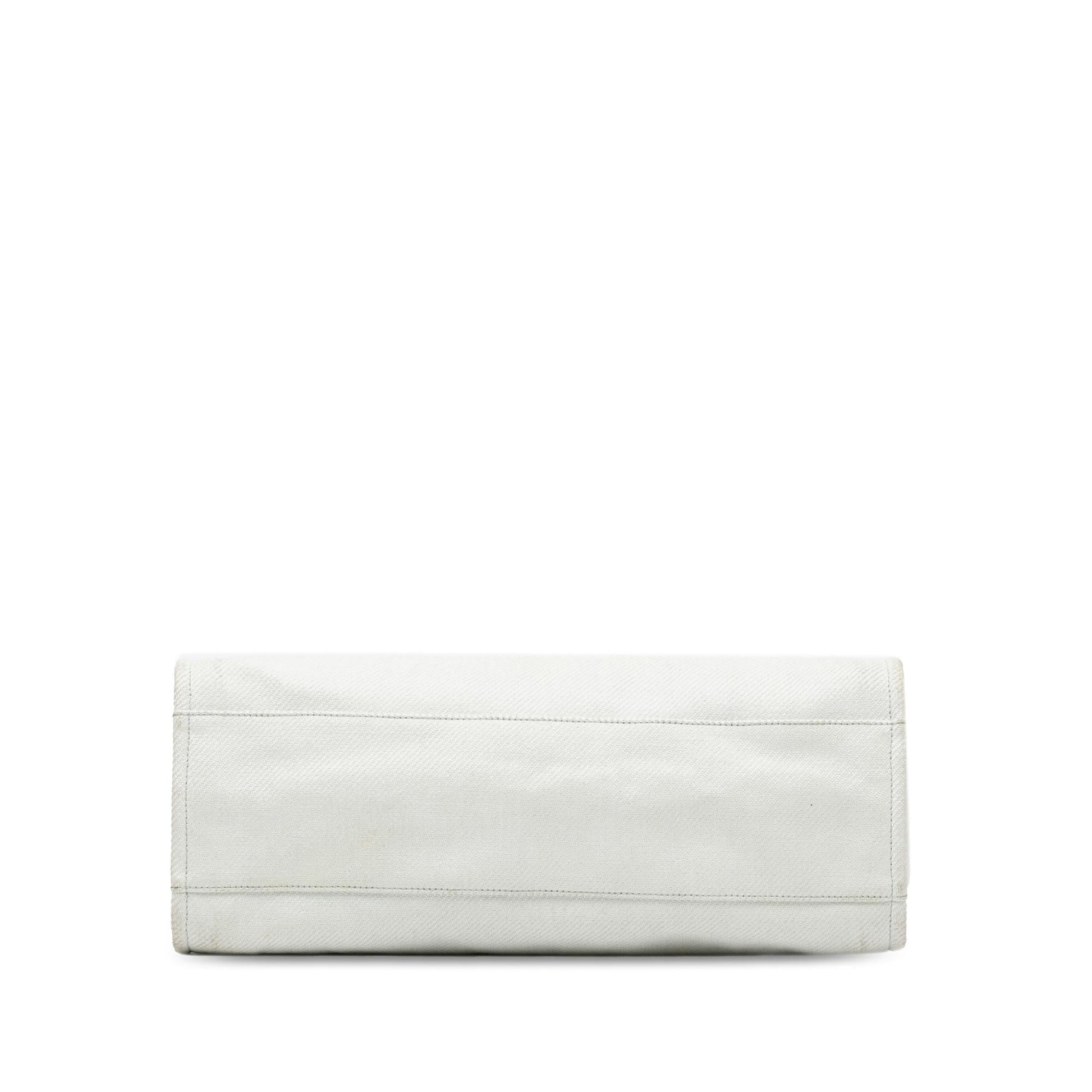 Chanel Large Canvas Deauville Tote (SHG-bO4Jvd)