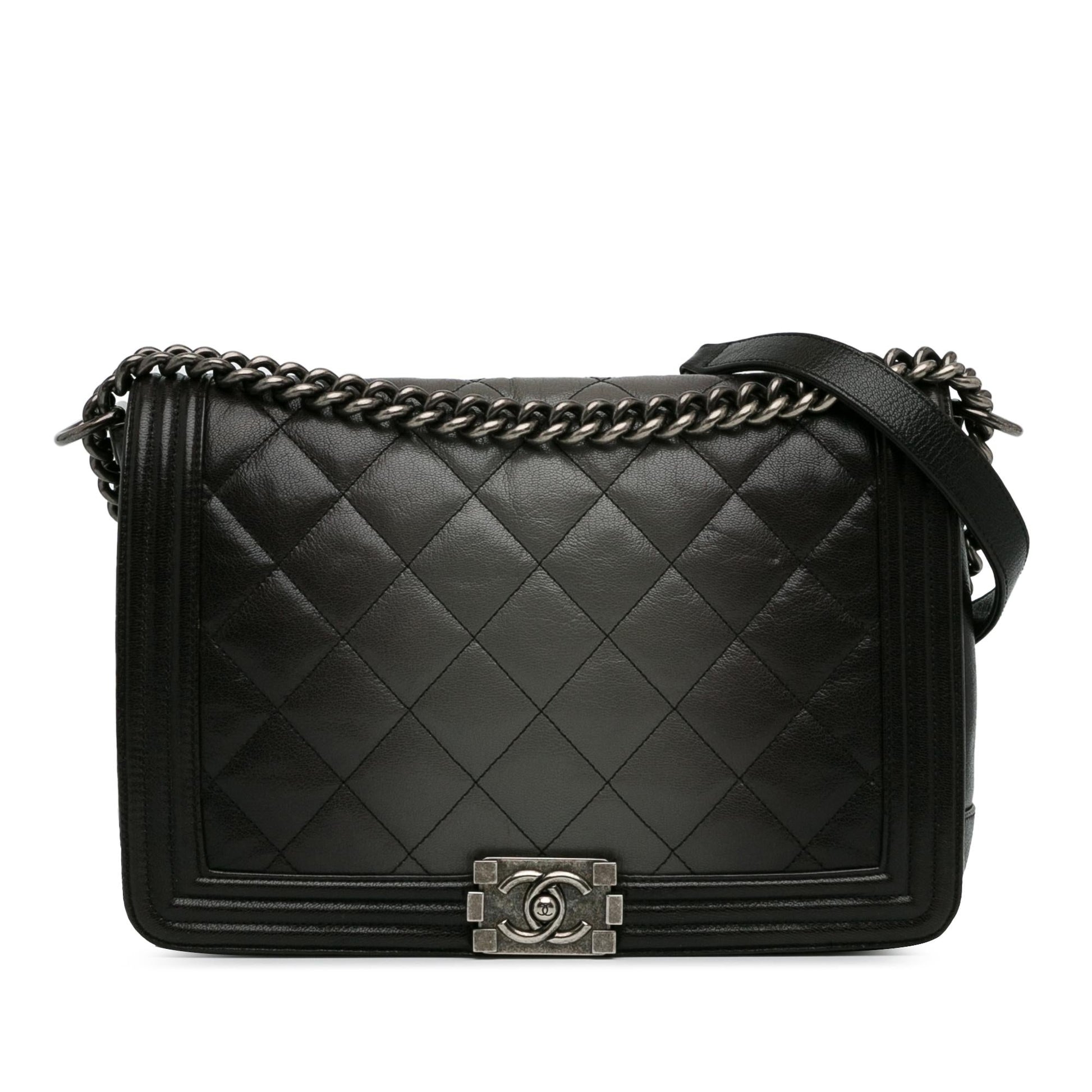 Chanel Large Ombre Calfskin Boy Flap (Shg-Hoty0Z) Bag