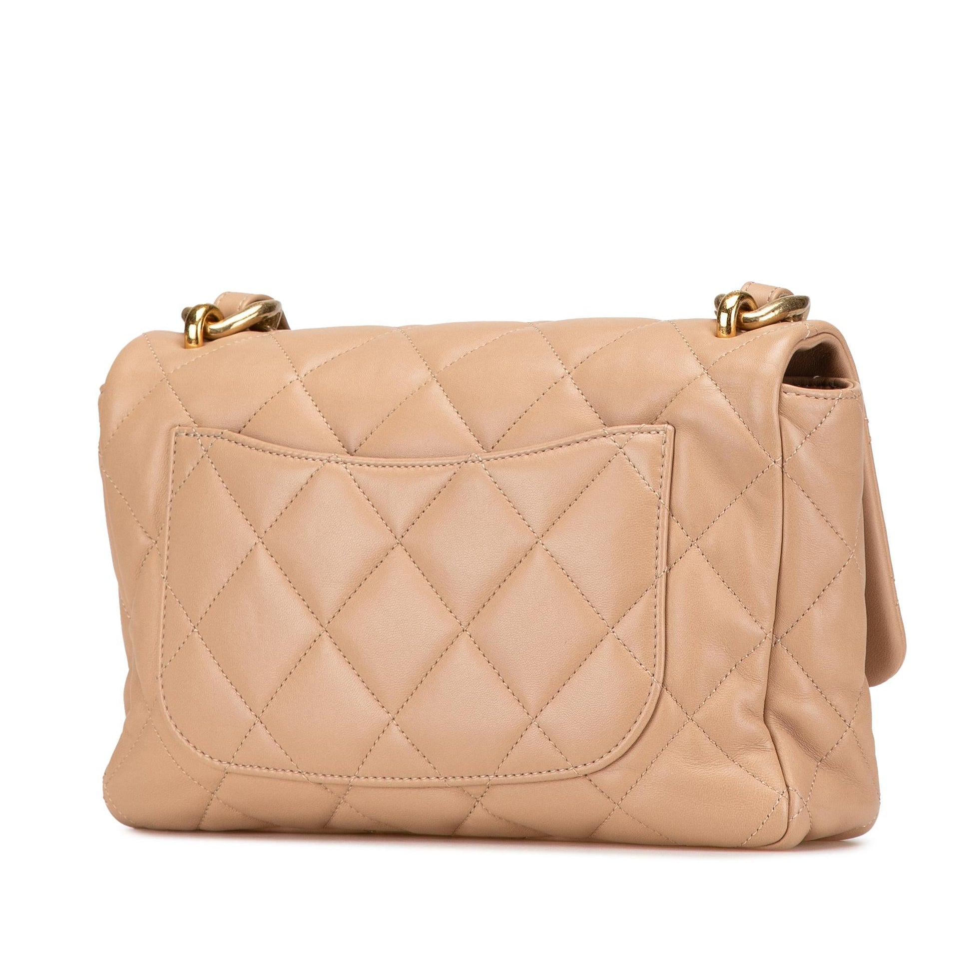 Chanel Quilted Lambskin Funky Town Flap SHG-EOFWXo Handbag