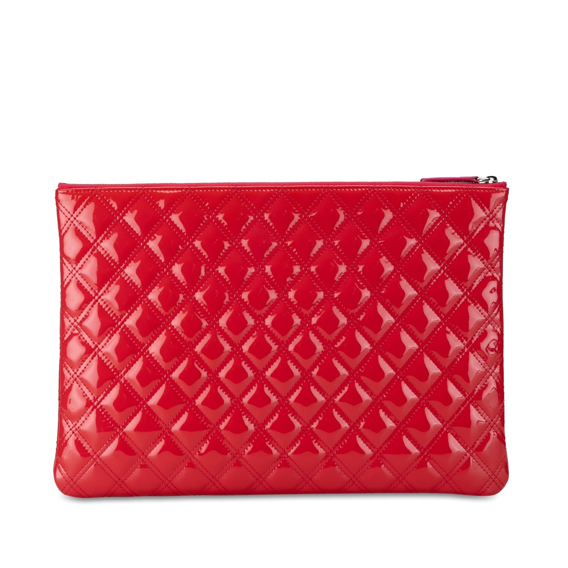Chanel Quilted Patent O SHG-5Pt1t3 Leather Clutch Bag