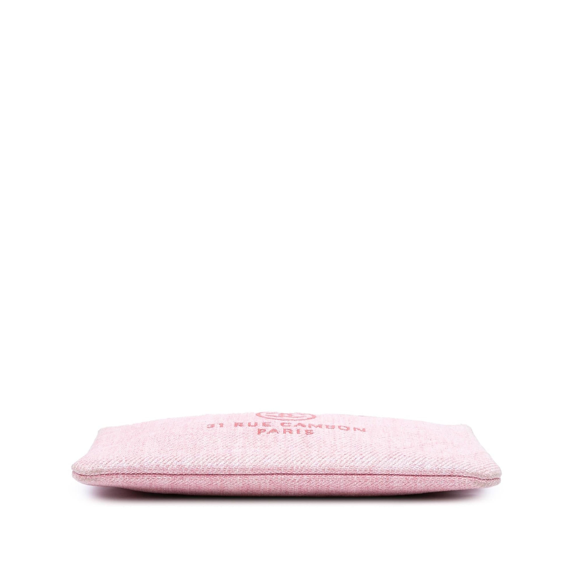 Chanel Raffia Deauville O Clutch Bag Clutch 1