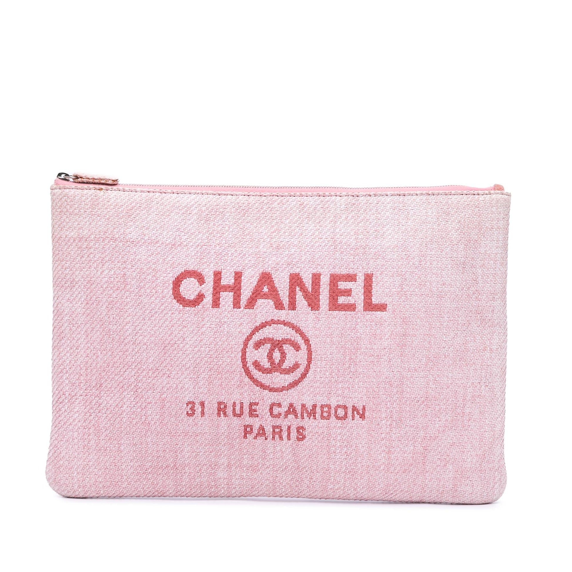 Chanel Raffia Deauville O Clutch Bag Clutch 1
