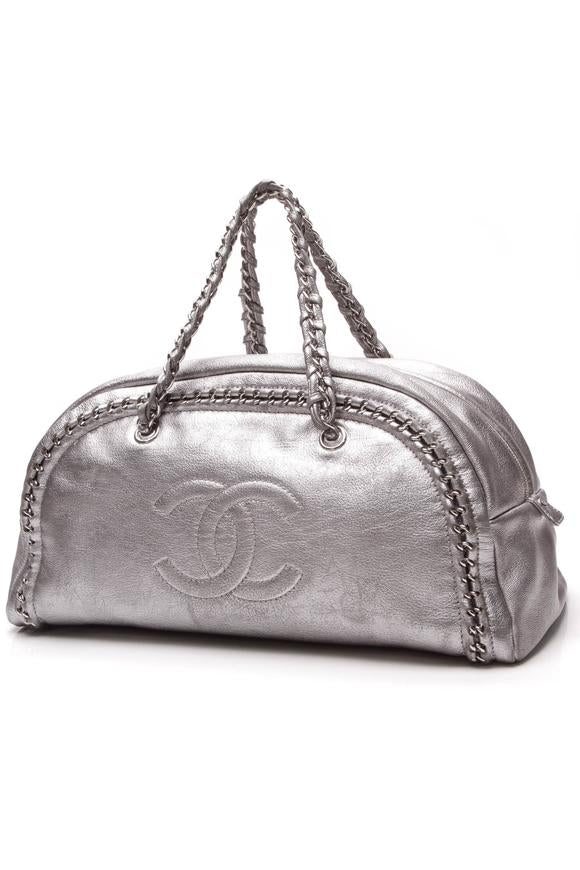 Chanel LUXE LIGNE Silver Leather Handbag