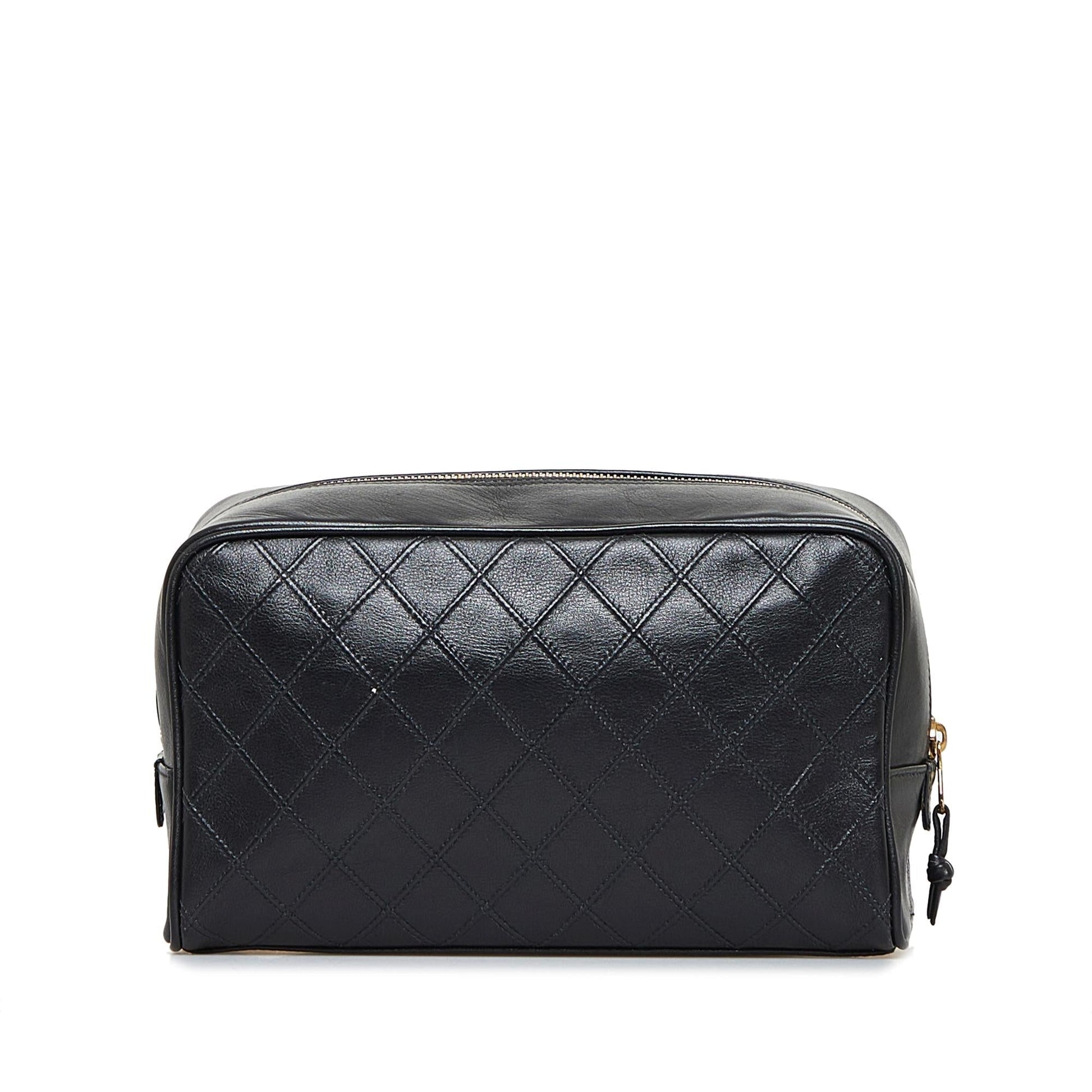 Chanel Matelasse SHG-96S5J6 Clutch Bag