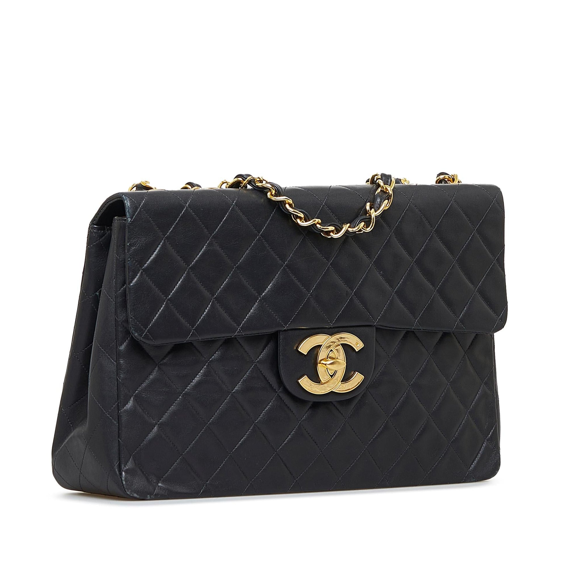 Chanel Maxi Classic Lambskin Double Flap SHG-EmVxmM Handbag