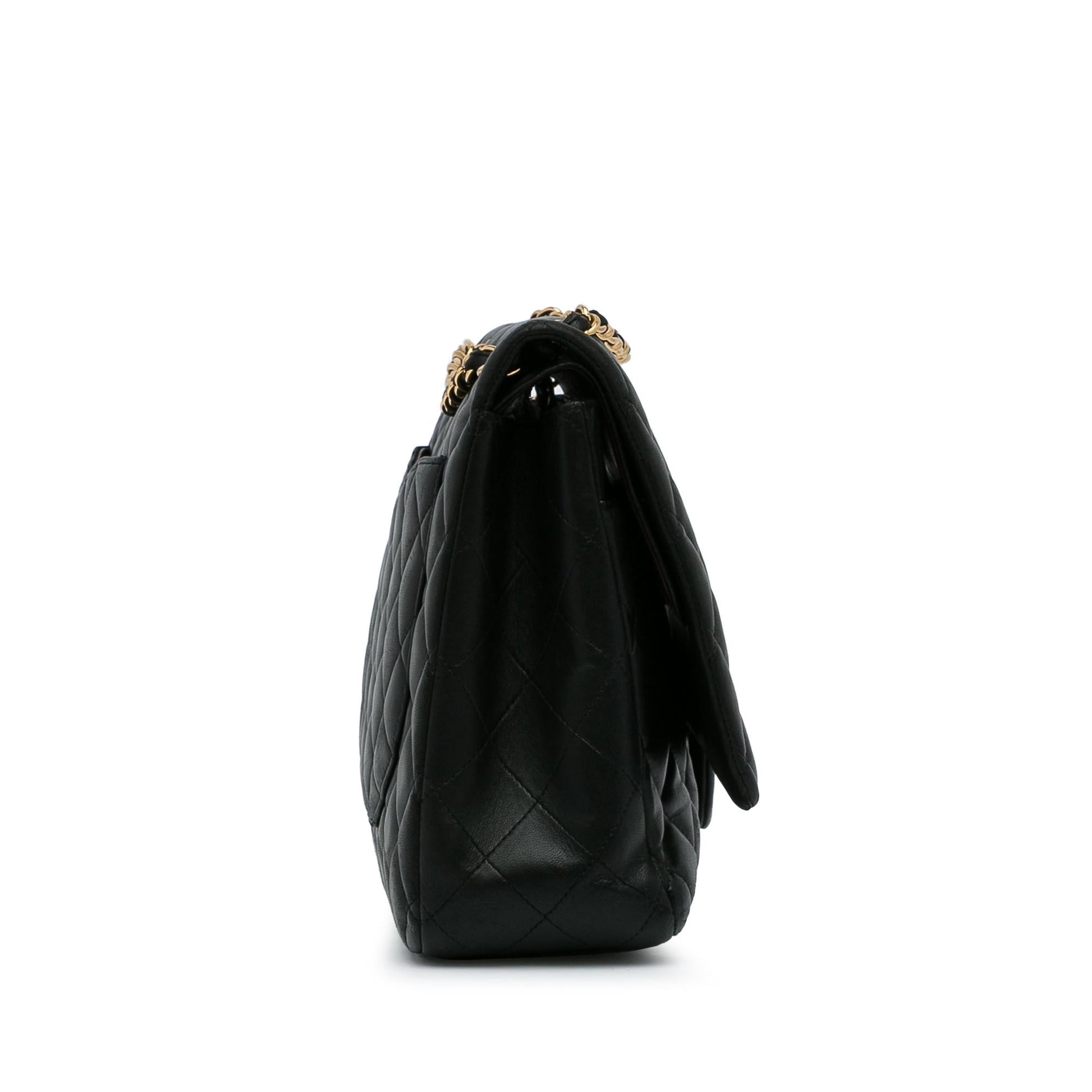 Chanel Maxi Classic Lambskin Double Flap SHG-eE9hXY Handbag