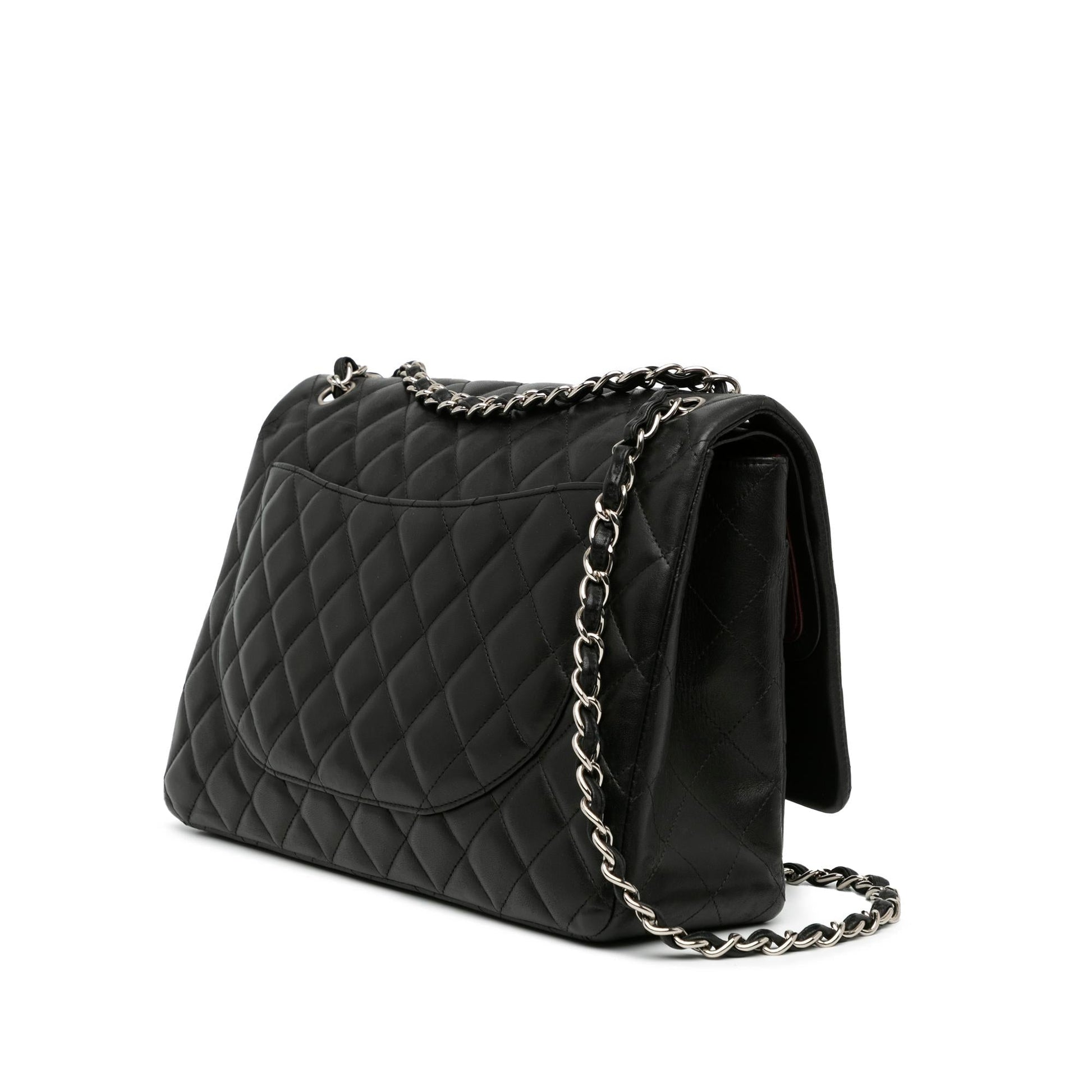 Chanel Maxi Classic Lambskin Double Flap SHG-5E7enw Handbag