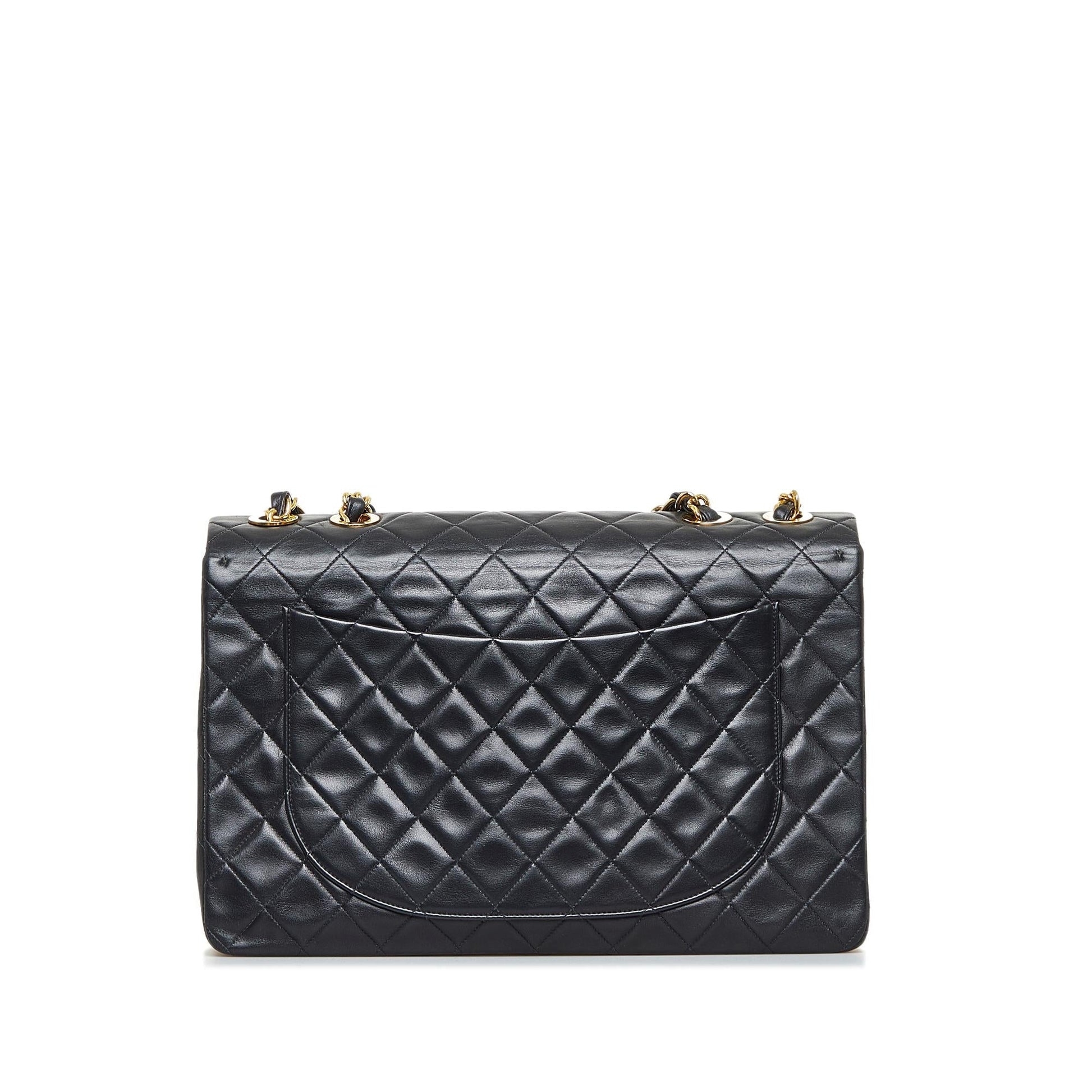 Chanel Maxi Classic Lambskin Single Flap SHG-NOkbrf Handbag