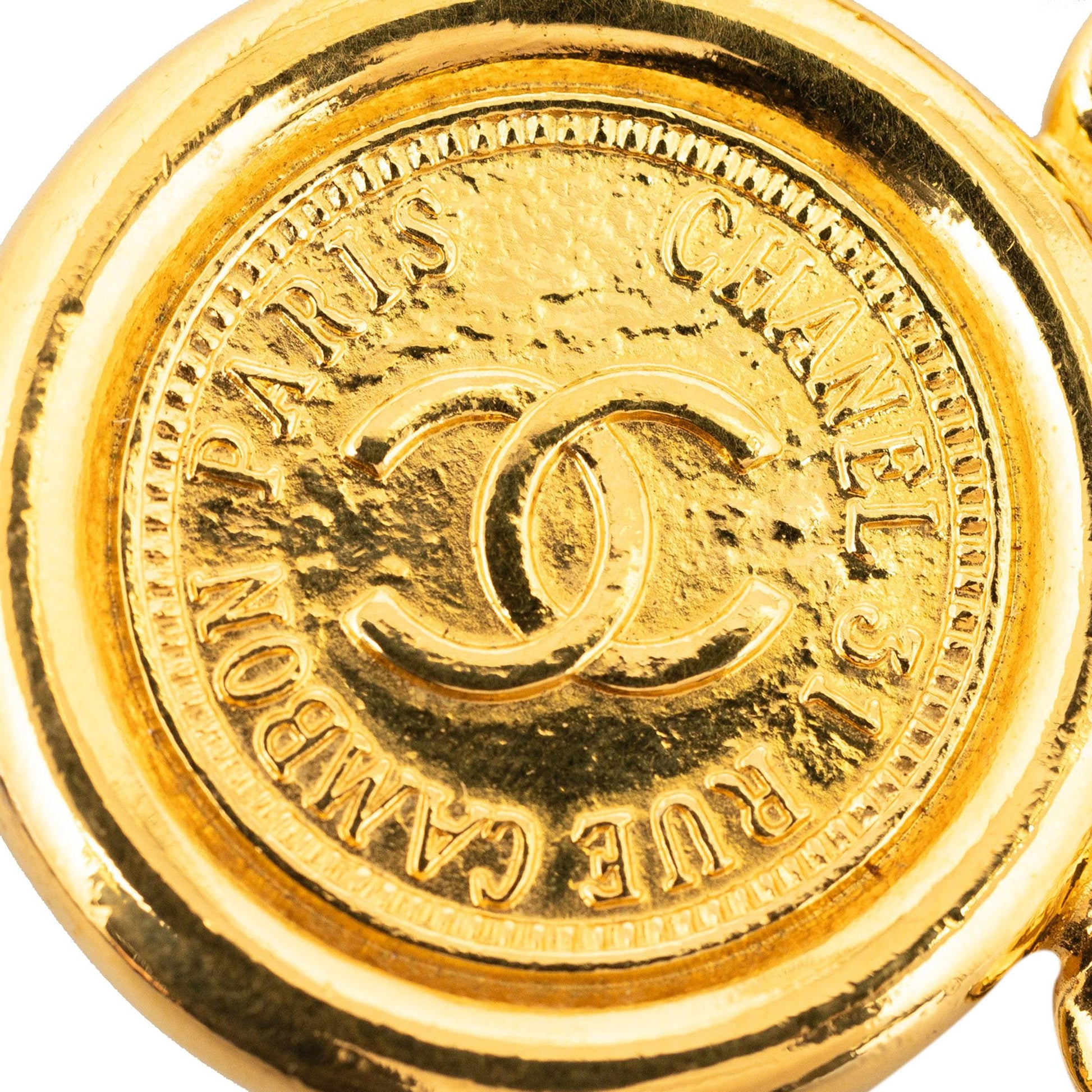 Chanel Medallion -Link Belt - 37 95.00