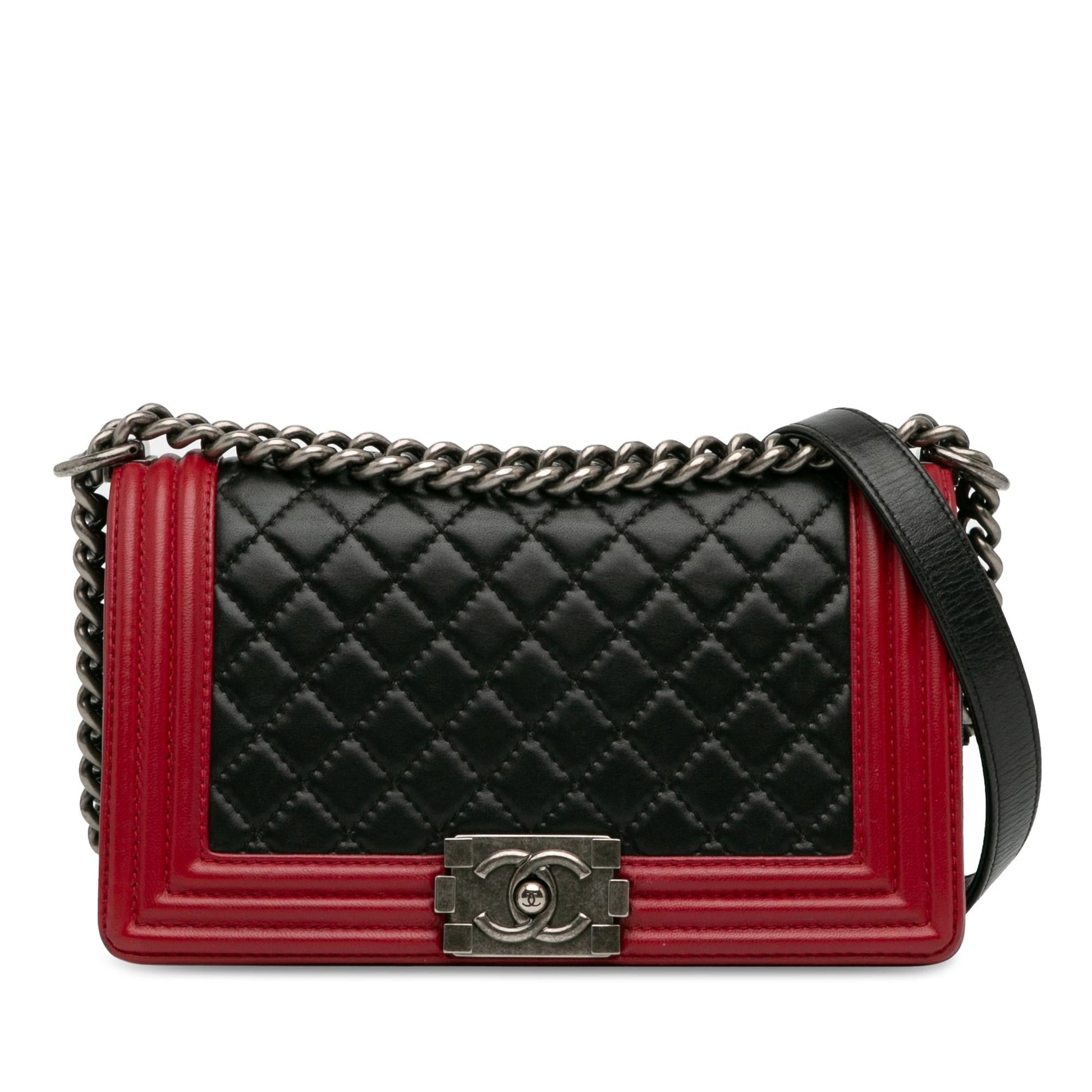 Chanel Bicolor Lambskin Boy Flap SHG-Qk8sN1 Handbag
