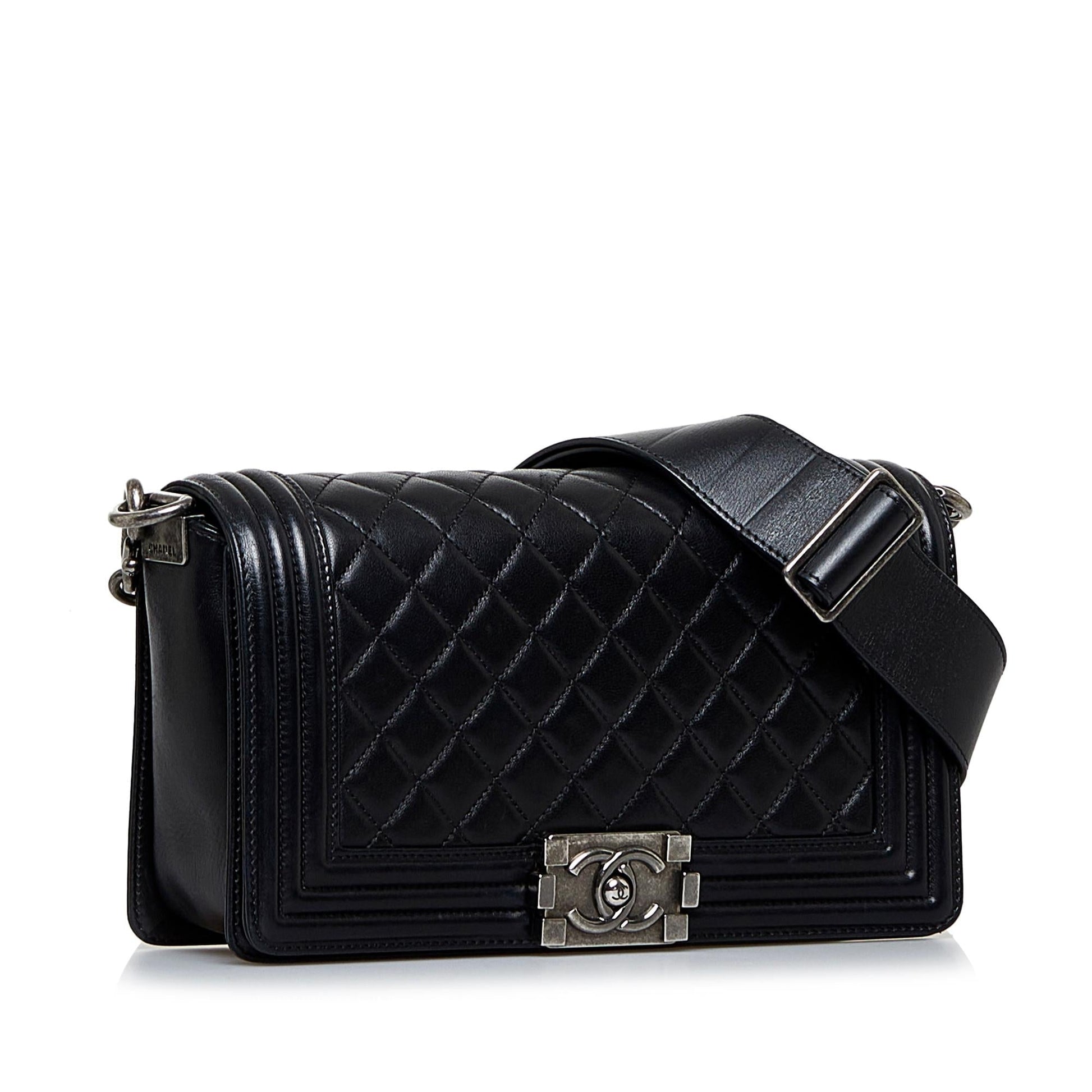 Chanel Boy SHG-BOOAMQ Handbag